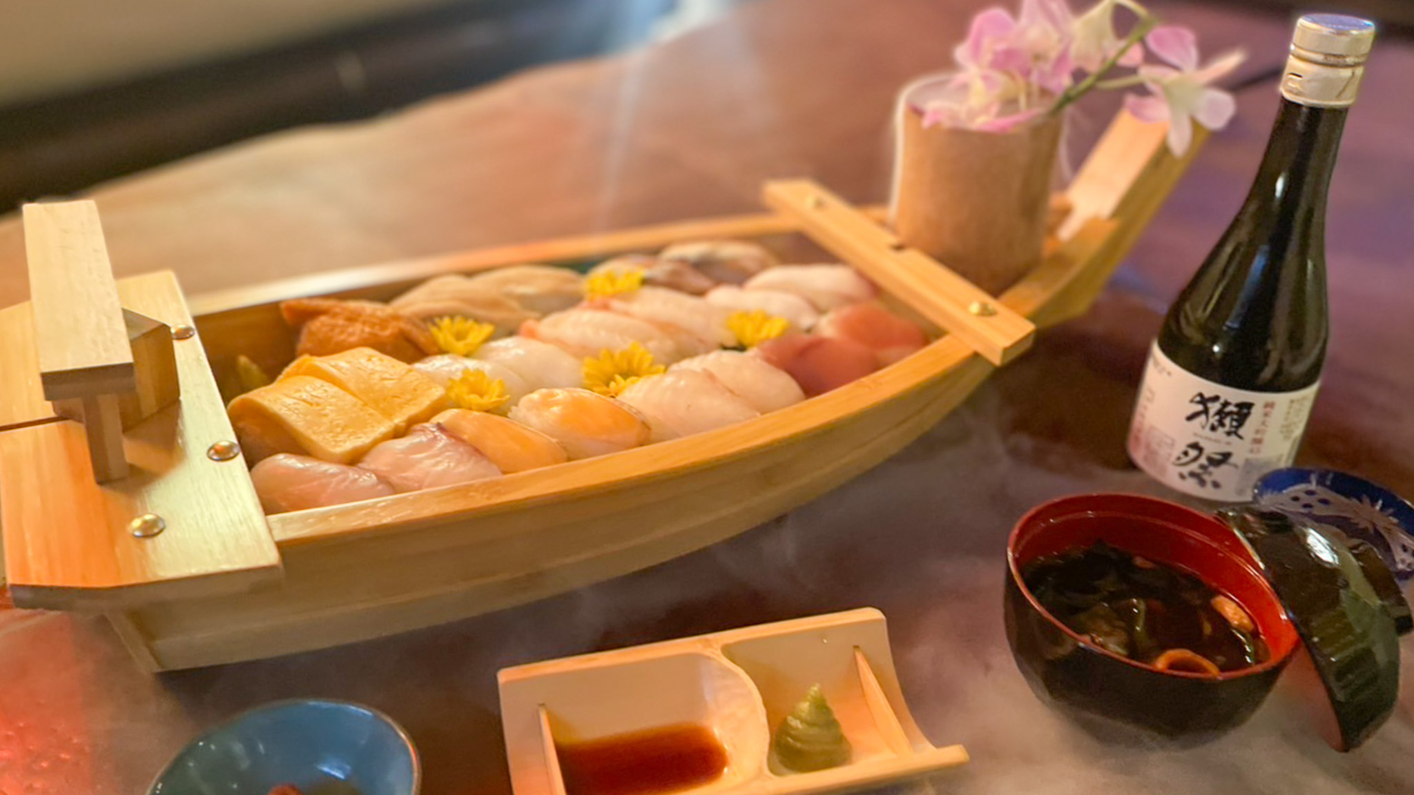 【夕食一例】彩鮮やかな寿司盛り