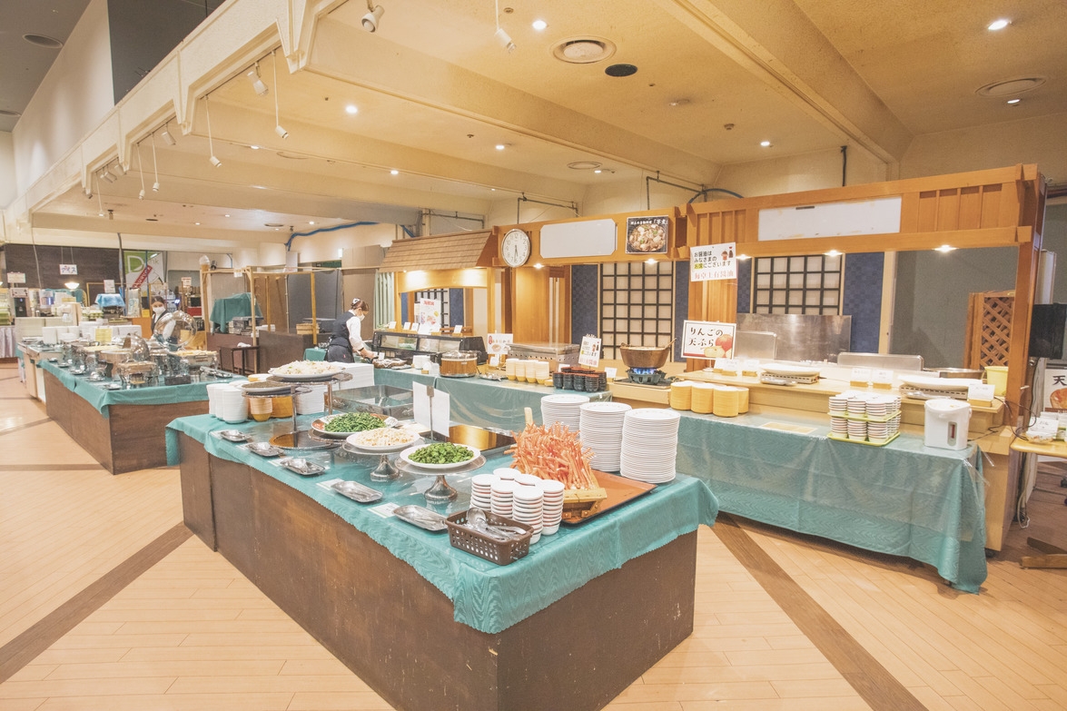 【仙台トク旅キャンペーンC/O時おひとり上限3，000円OFF】カニや牛タン食べ放題夕朝食バイキング