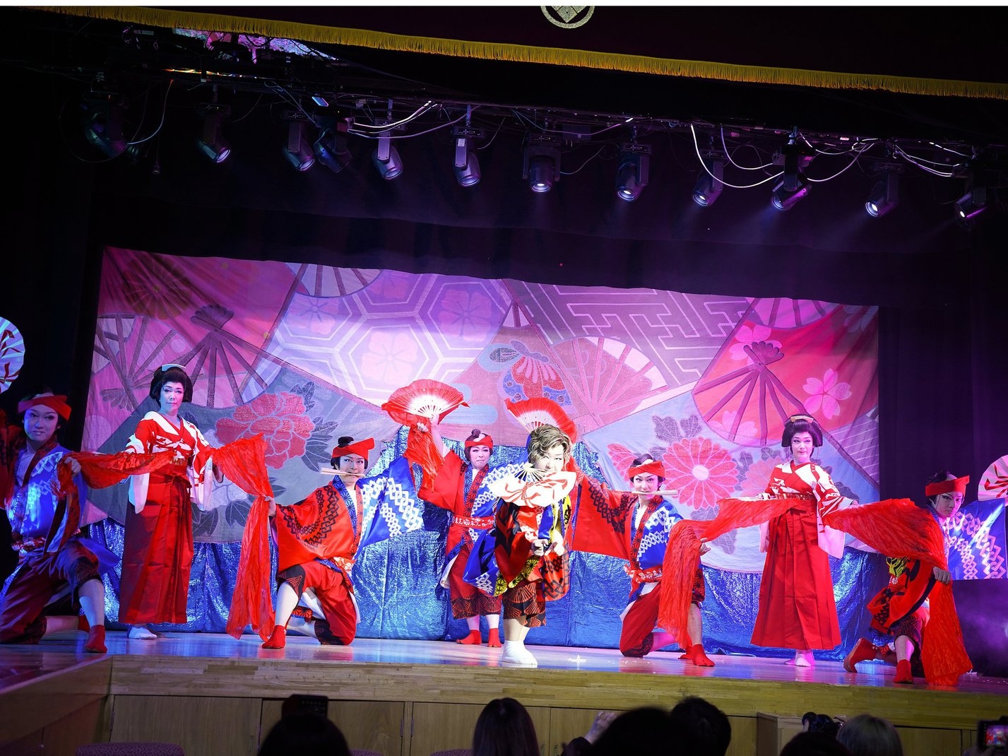 【1日フルタイム・大衆演劇観劇付き】日帰りGGプラン