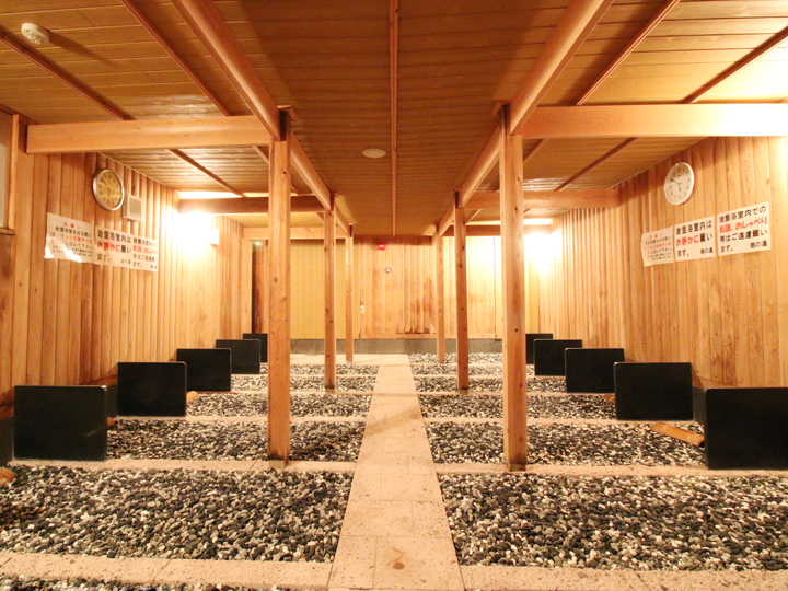 都の湯 岩盤浴1