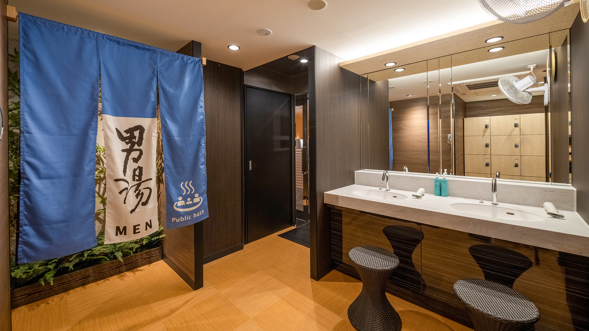 大浴殿　脱衣所