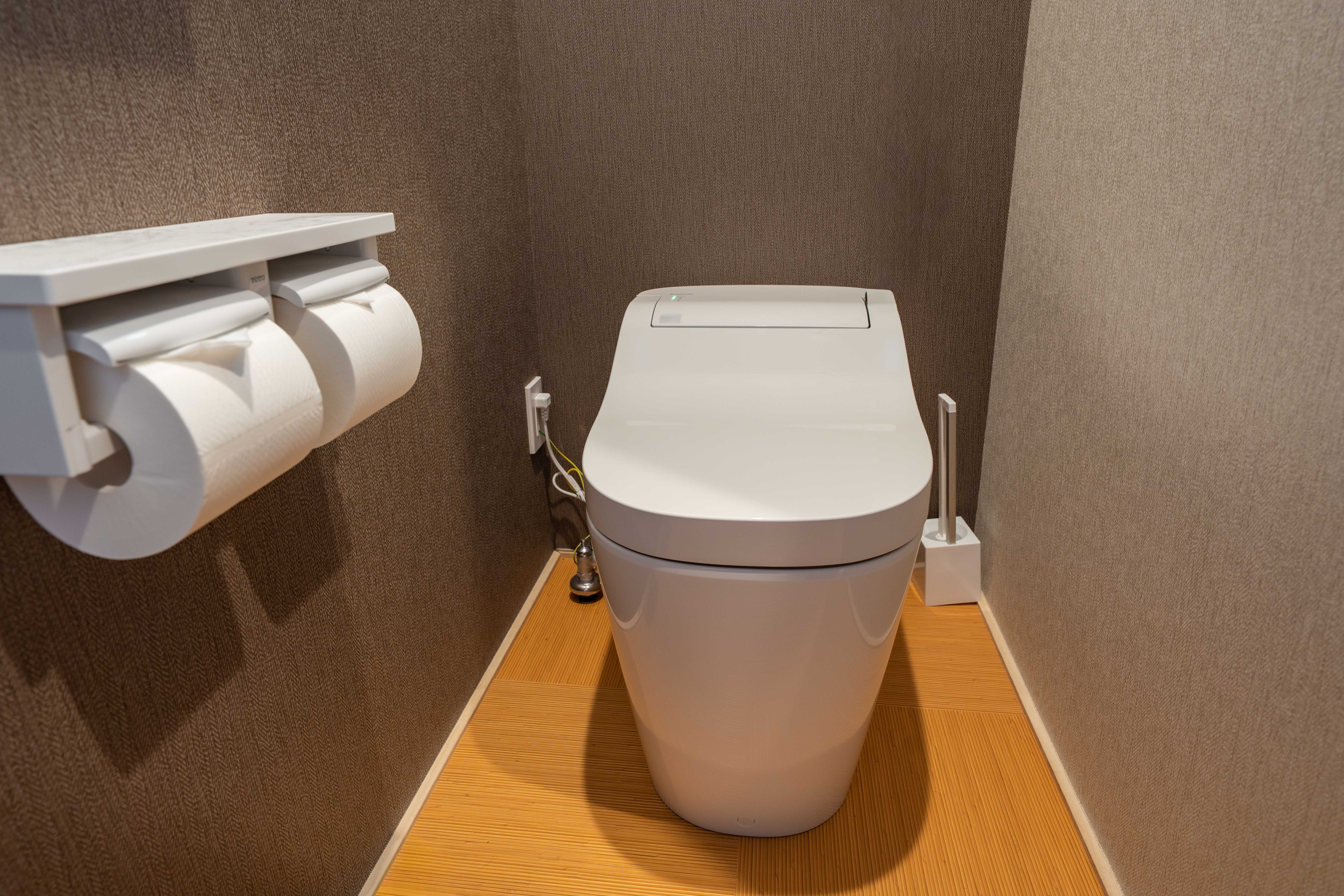 【蒼望楼concept琉球】温水洗浄機付きトイレ