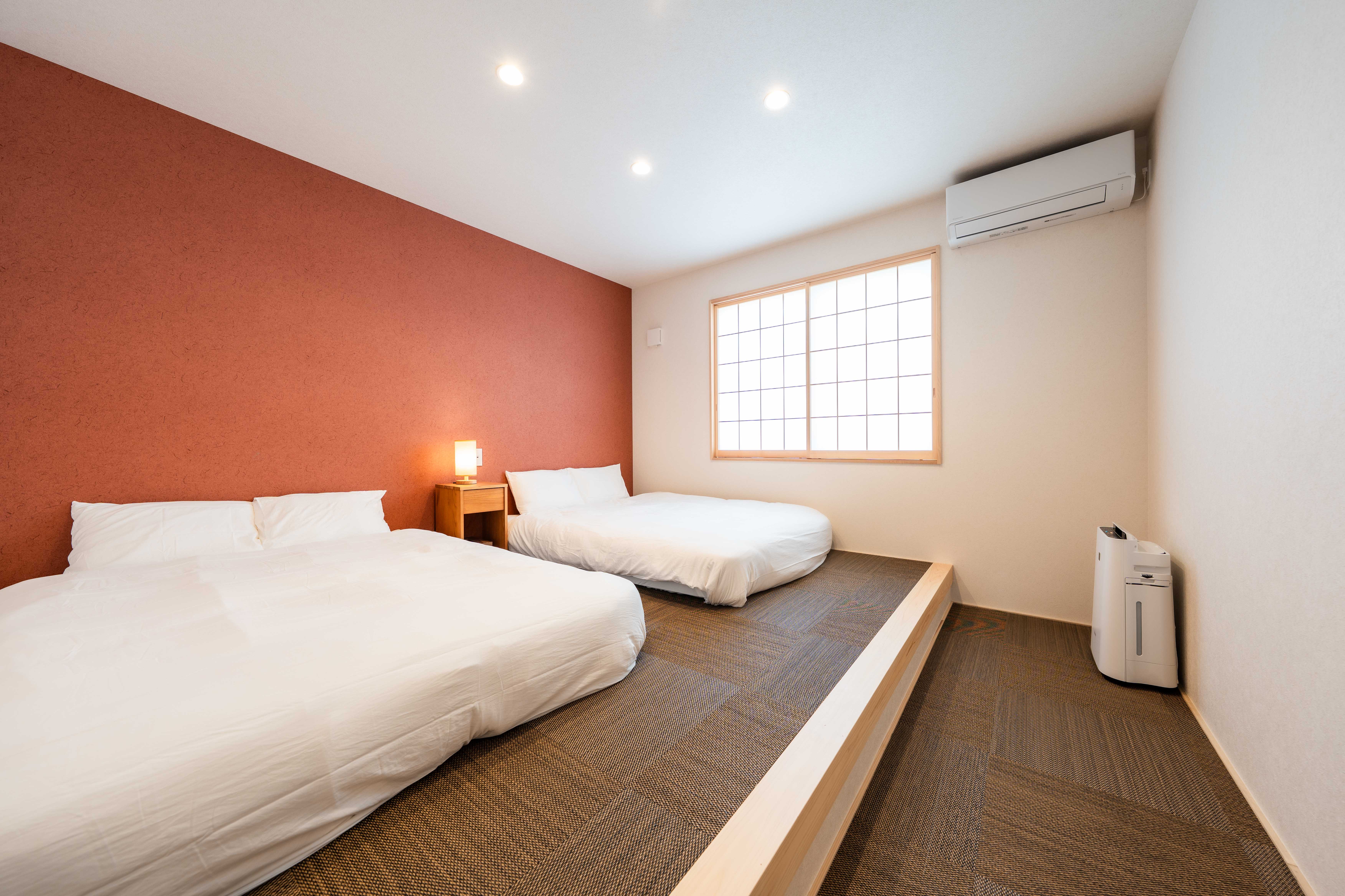 【蒼望楼concept琉球】《ベッドルーム2》ダブルベッド&times;2