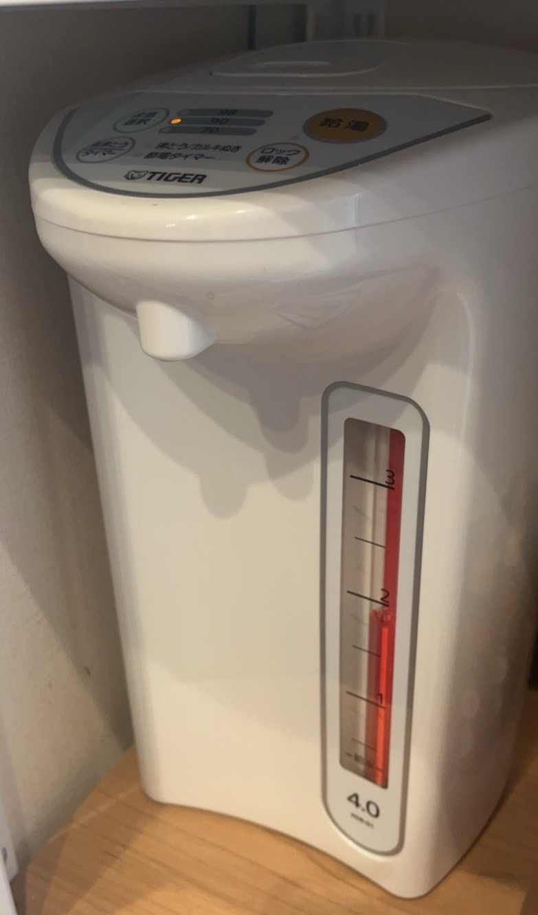 ◆電気ポッド有ります◆お湯、使えます！カップ麺食べれます！