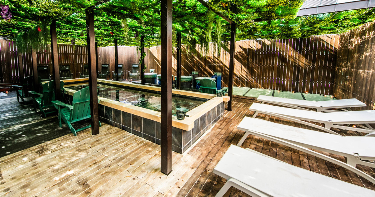 ◆屋上外気浴 〜Shinagawa Heaven〜◆木漏れ日の差し込む屋上外気浴は大都会のオアシス