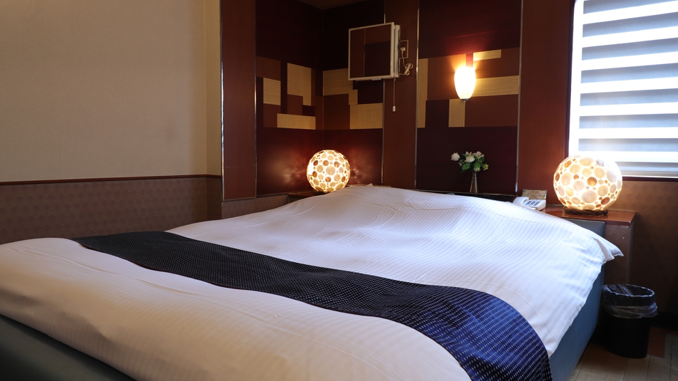 《素泊り》客室の温泉で癒す★広々ダブルでシングル利用 ビジネス応援