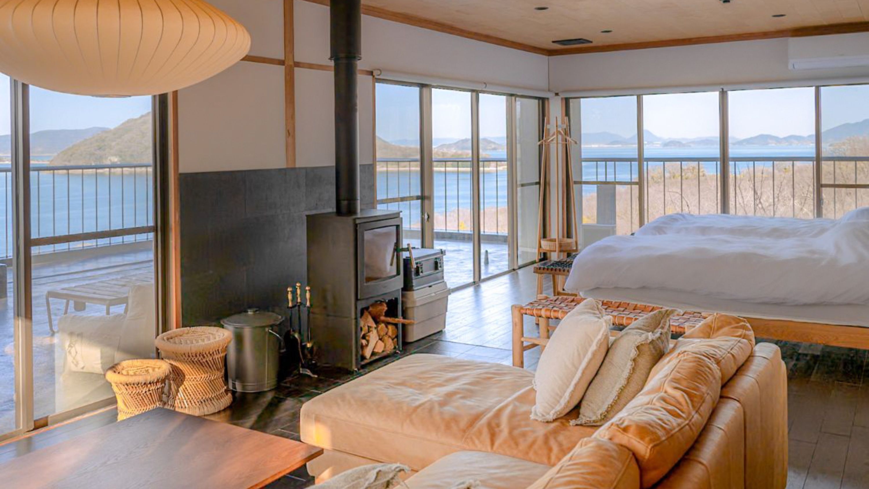 【◆素泊まり◆スタンダードプラン】定員14名！絶景の大食堂と絶景スイートルームで極上のくつろぎ宿