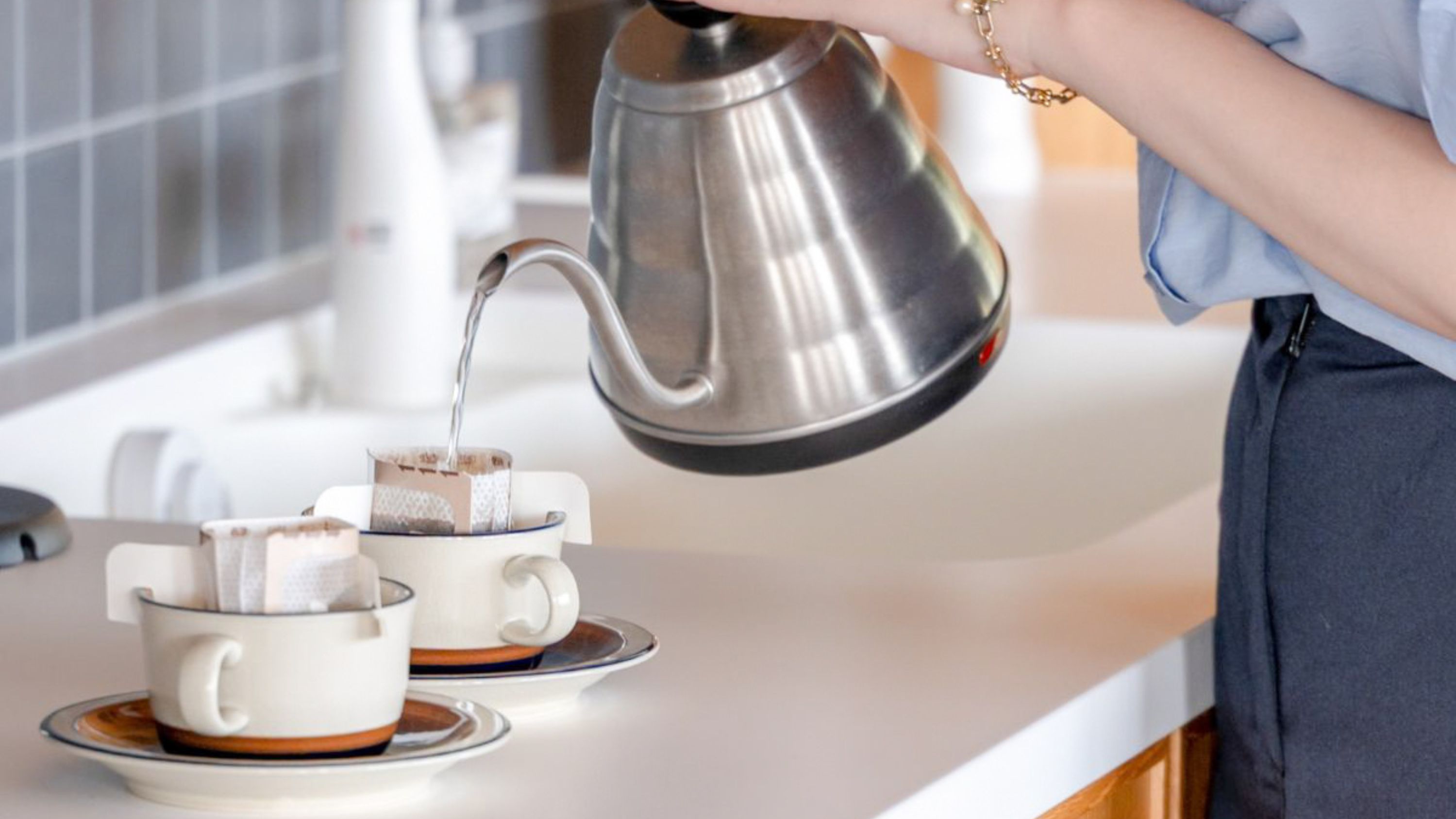 スイートルームでホッとひといき