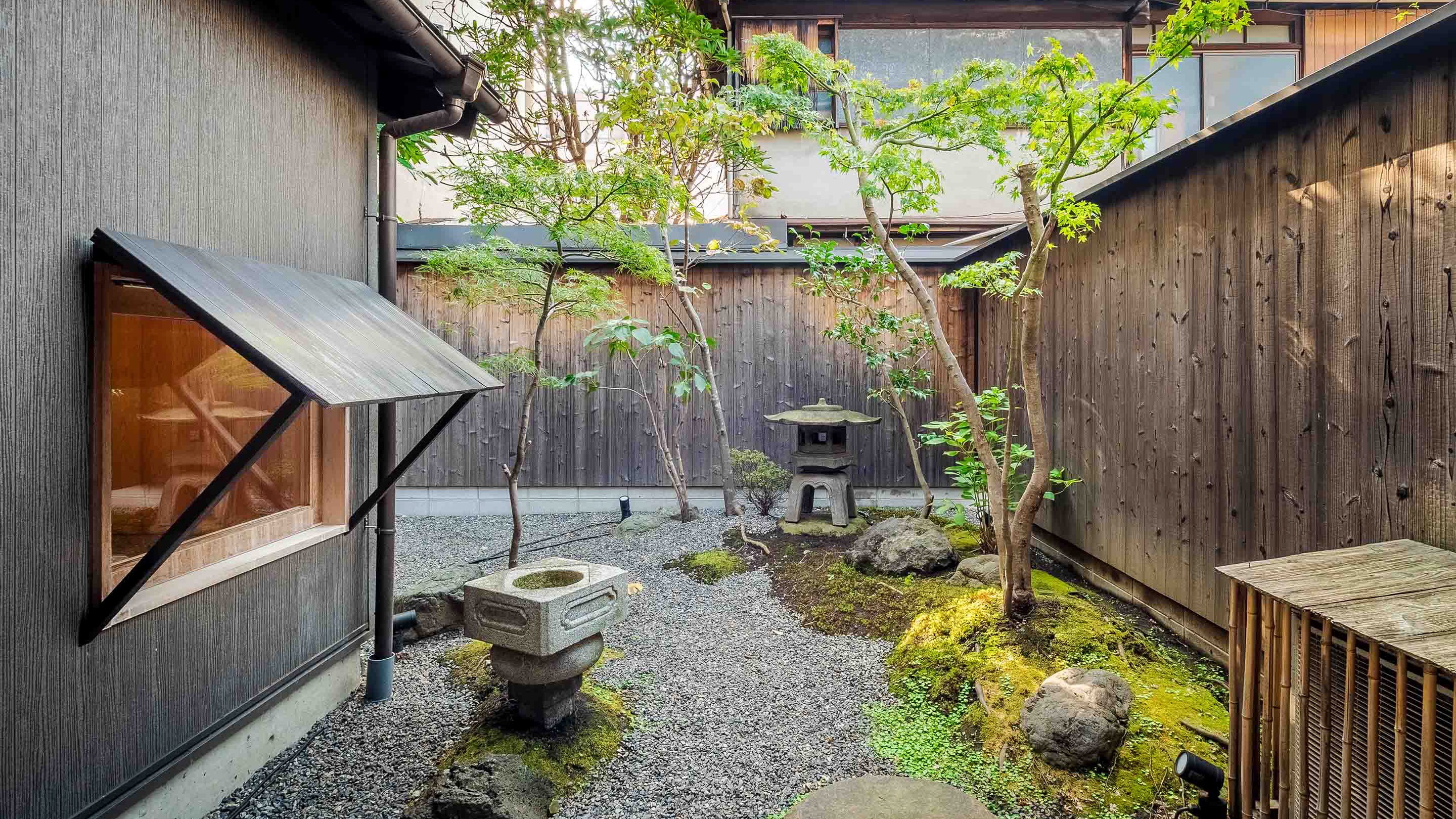 坪庭【このは】