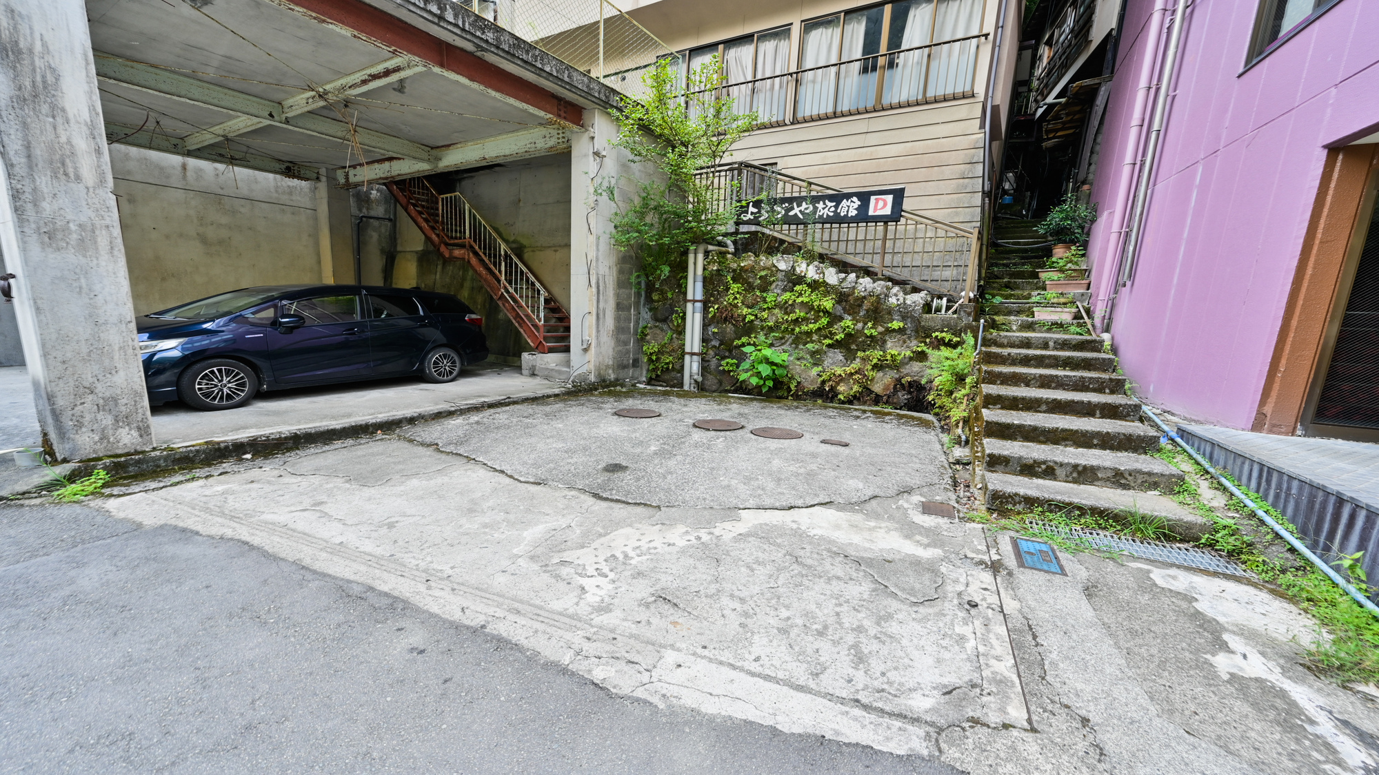 専用の駐車場がございます