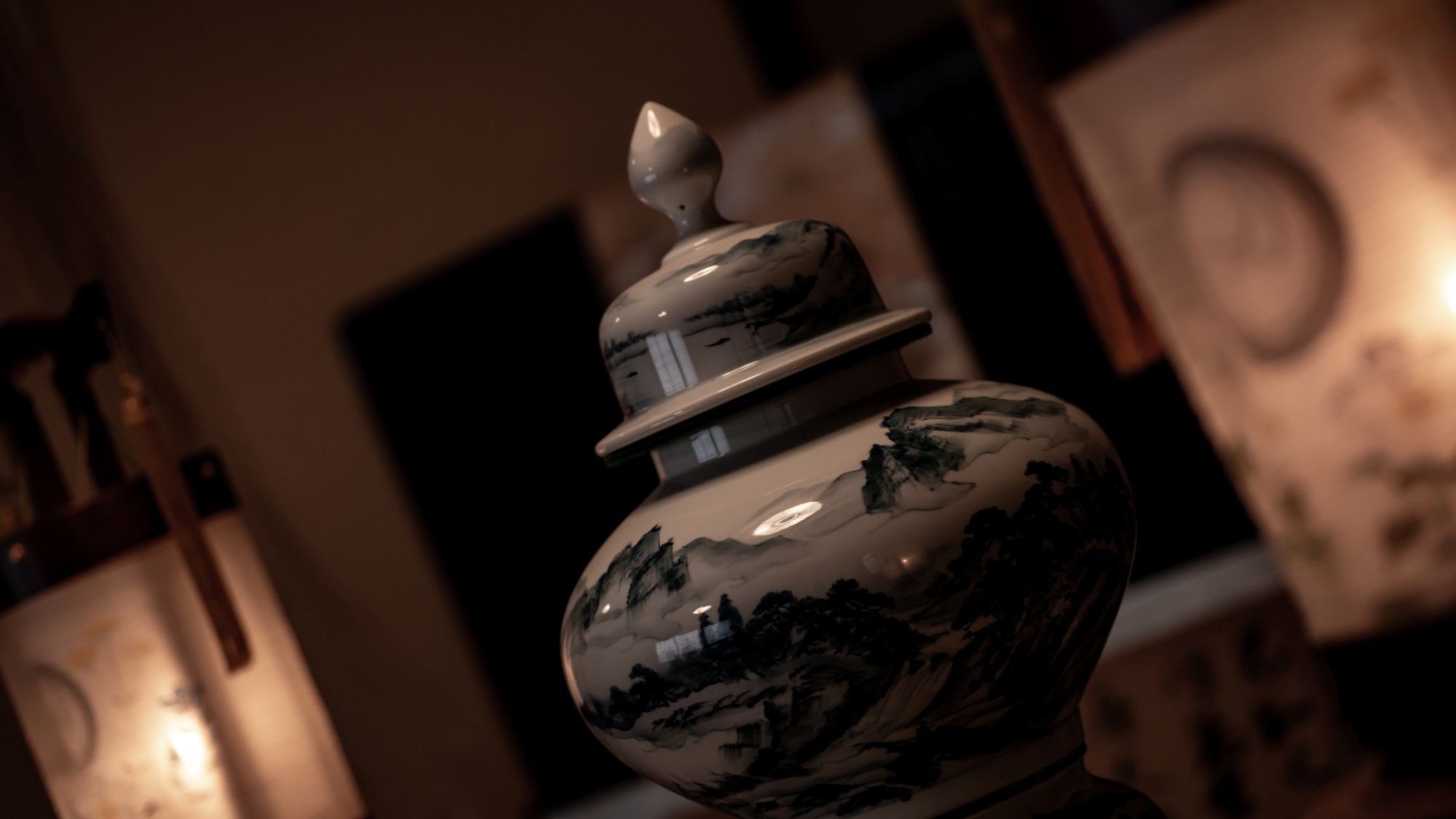 趣のあるしつらいの数々　館内散策もお楽しみください