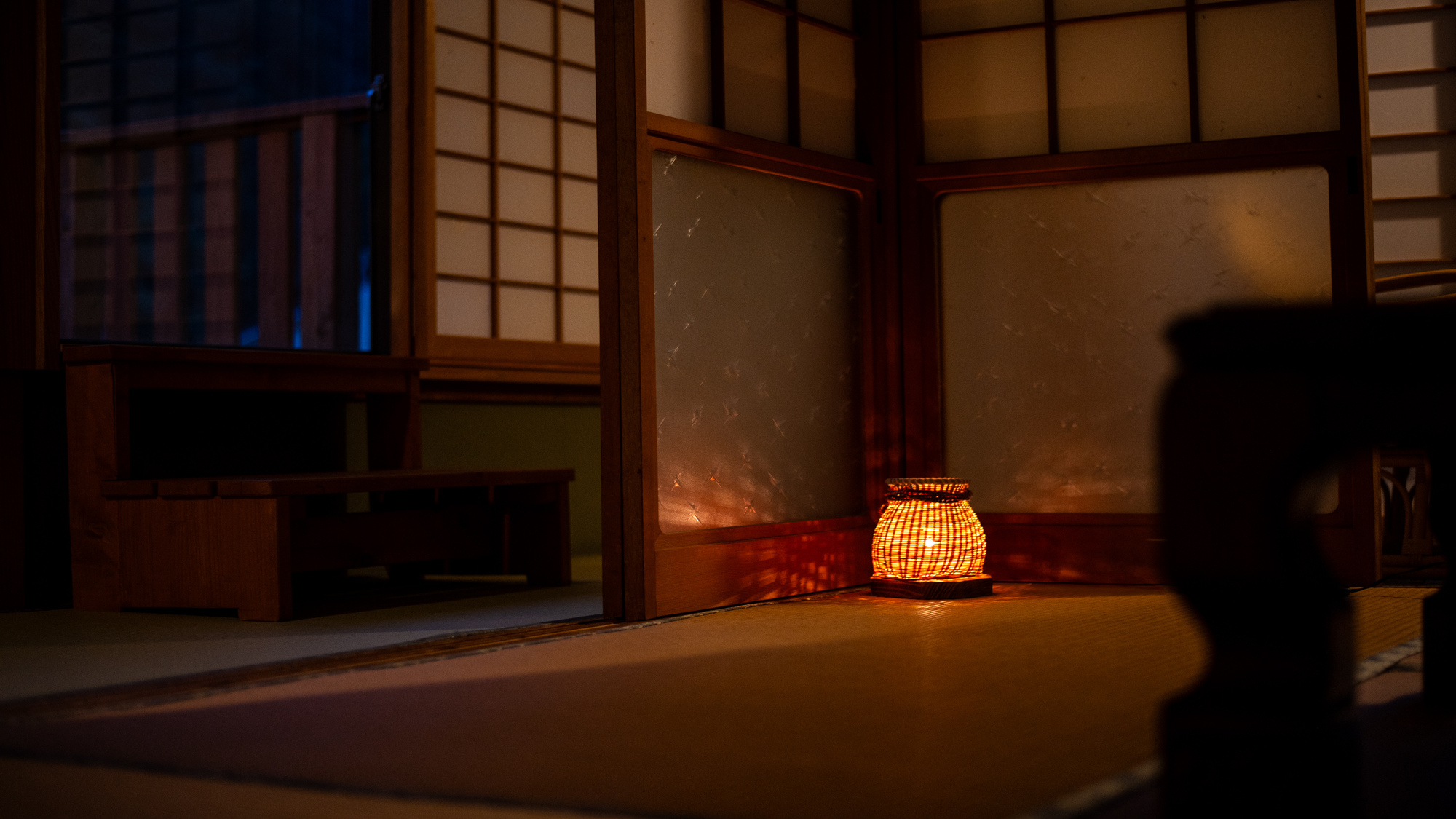 【テラス付き和室】柔らかな光の中、心落ち着く時間をお過ごしください