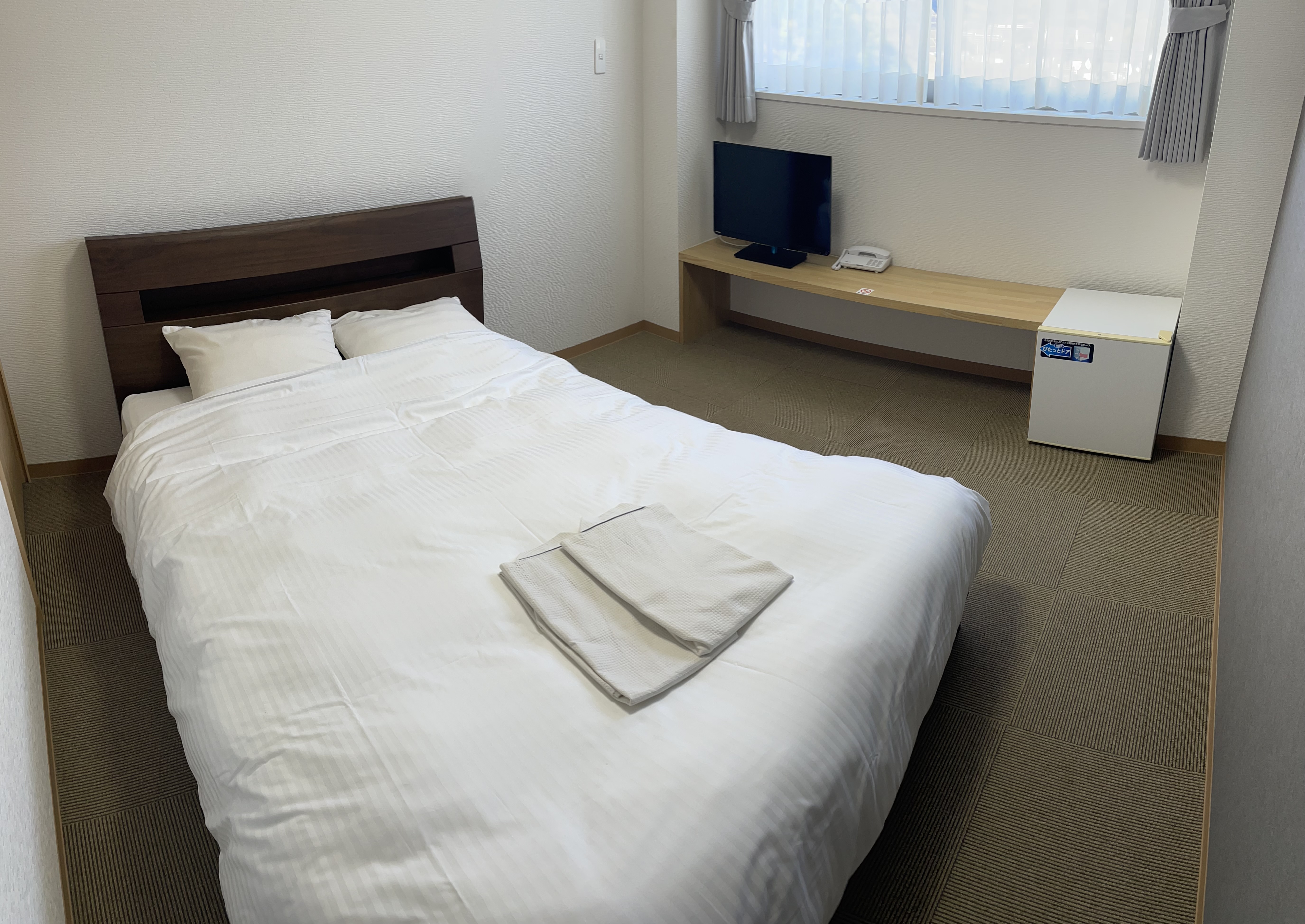 本館客室（ダブル）