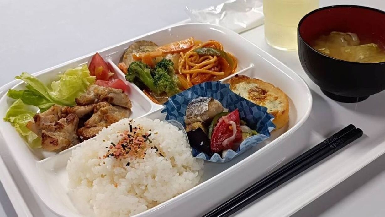 【1泊2食】夕食17:00〜21:00／朝食5:30〜9:00　ビジネス、観光の拠点に！
