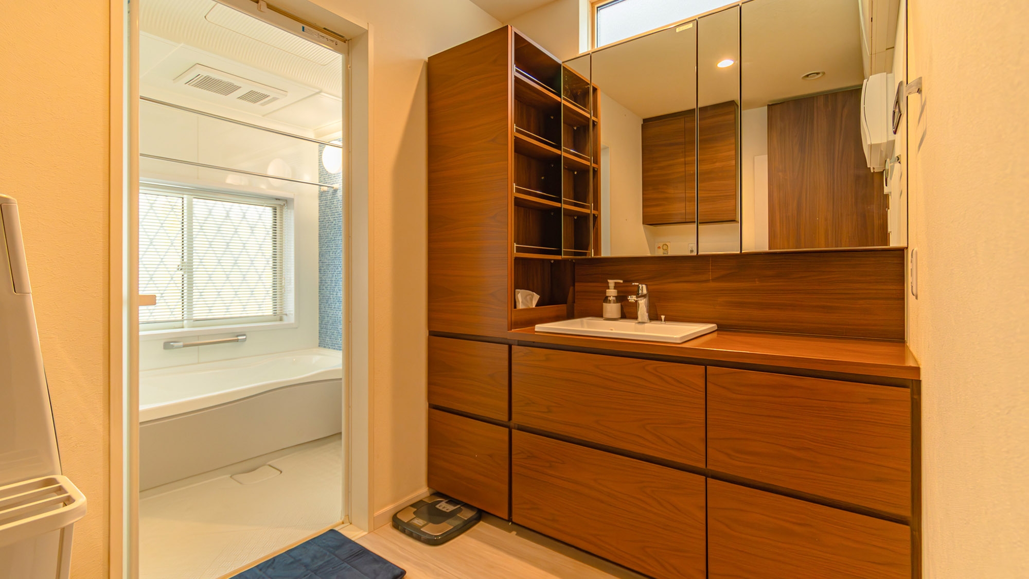 【連泊割・3泊〜】お得に長期滞在！苗場方面へのアクセス良好・スキー場めぐりの拠点にもおすすめ