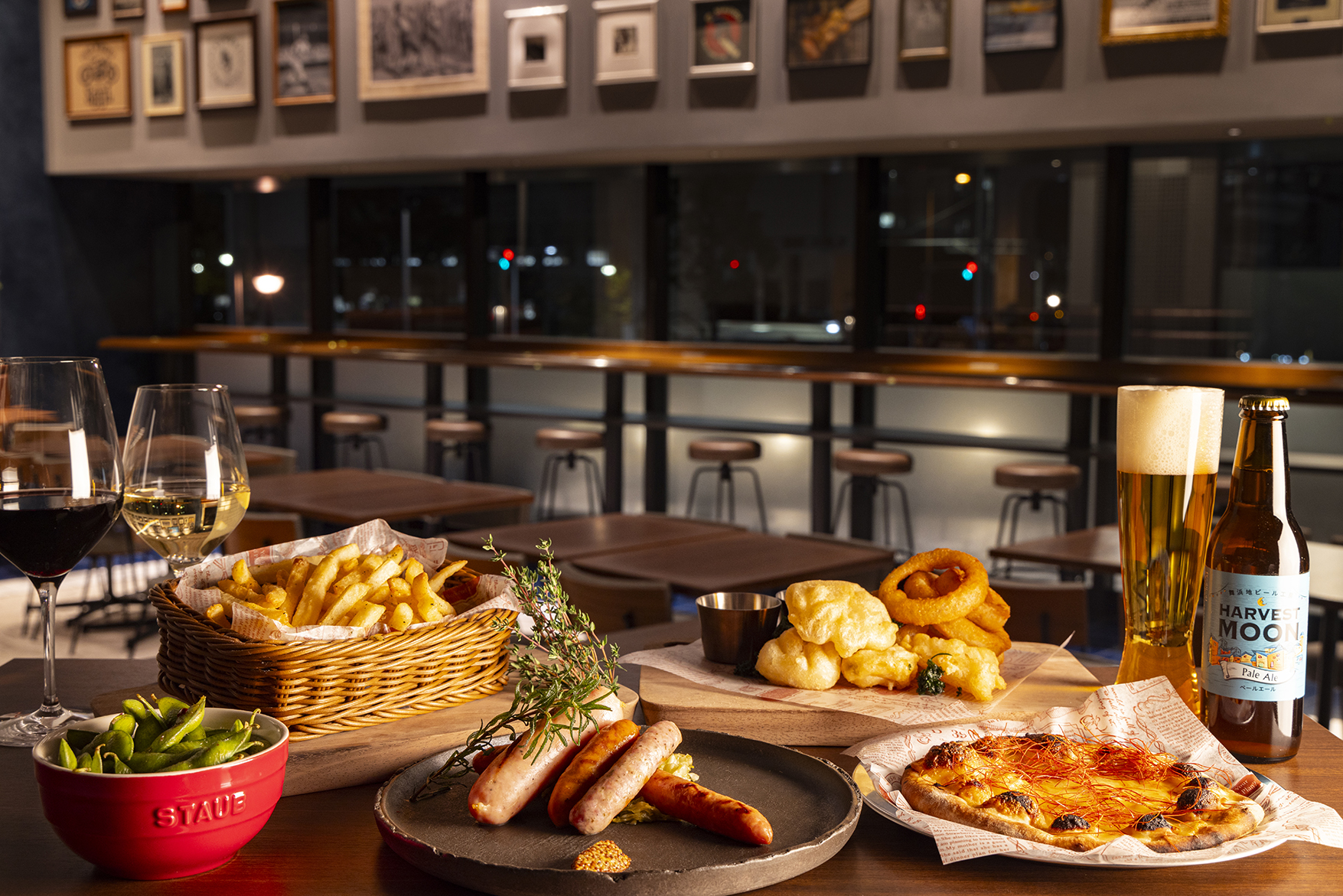 Brew33 Bar（ブリューサーティースリーバー）