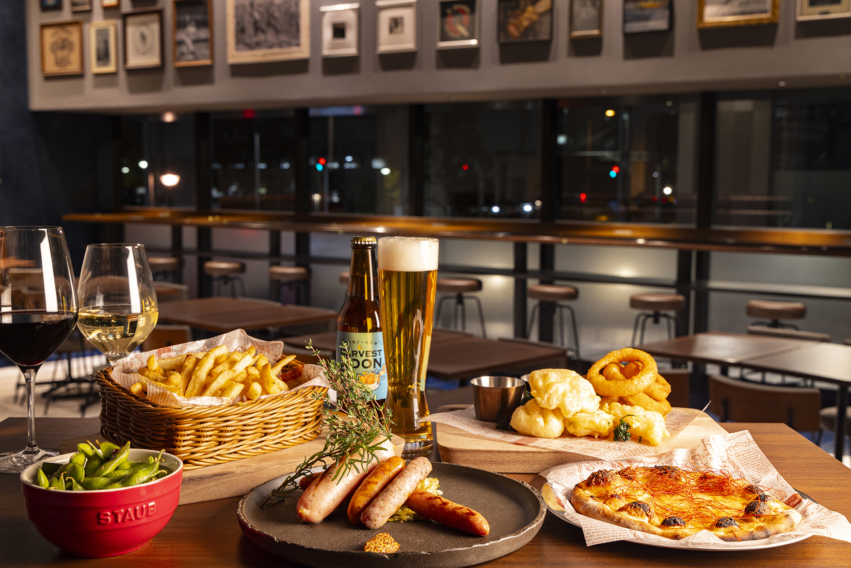 Brew33 Bar（ブリューサーティースリーバー）