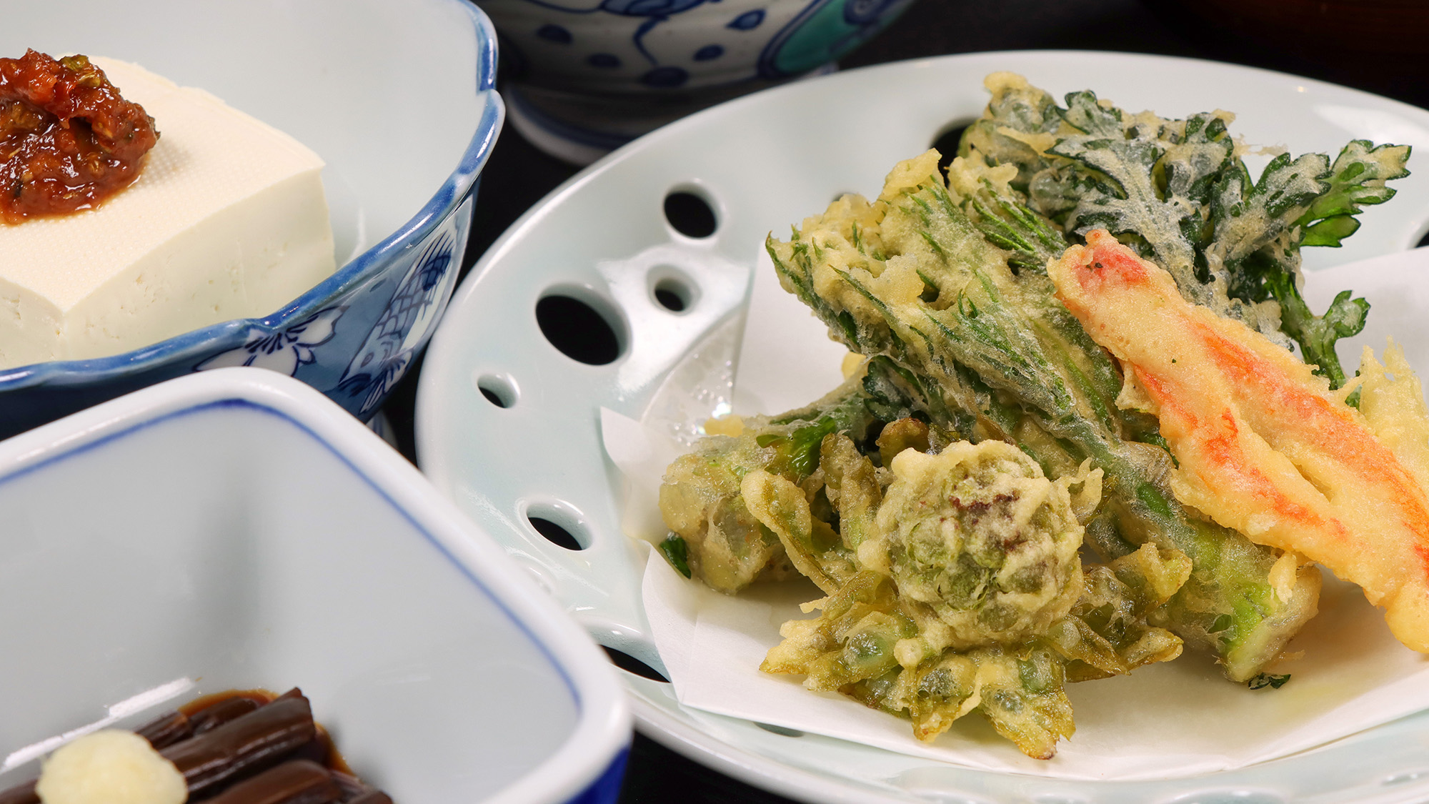 ＃春料理　地元の山菜を使った天ぷら