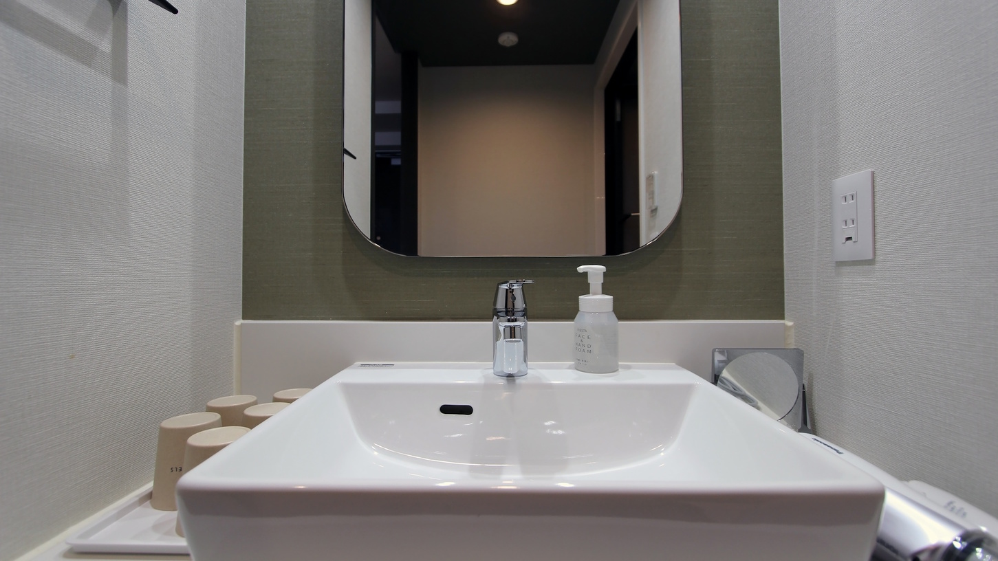 デラックスジャパニーズルーム（和洋室）