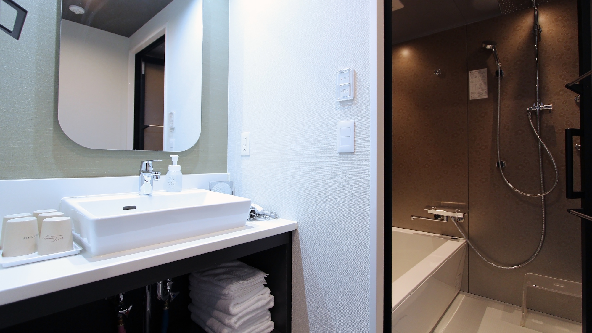 デラックスジャパニーズルーム（和洋室）