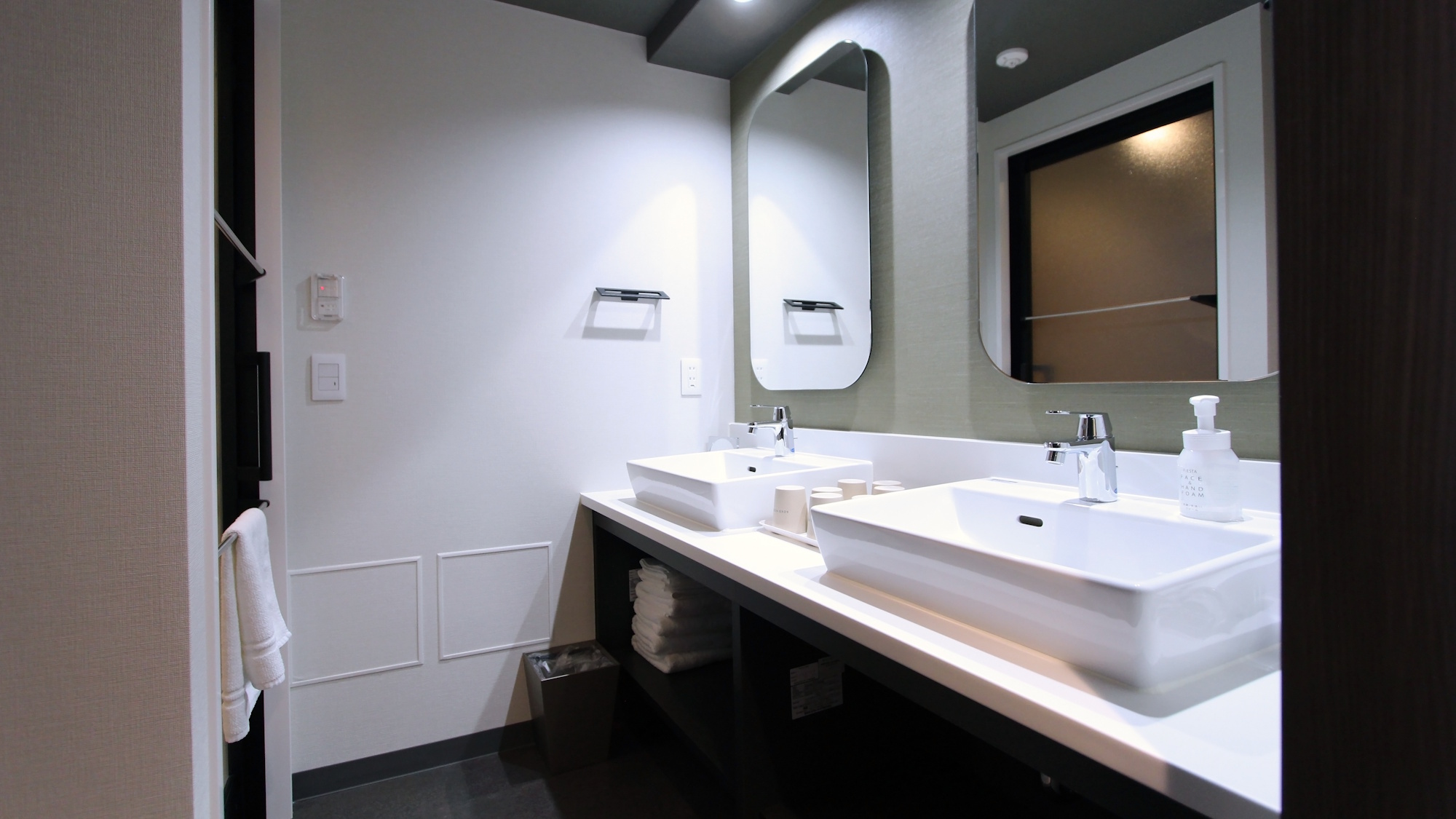 プレミアジャパニーズルーム（和洋室二段ベッド付） 上階層