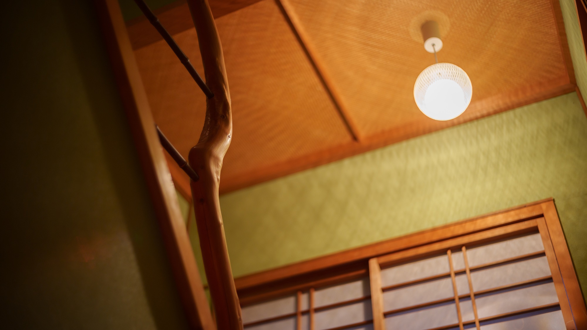 【室内　一例】