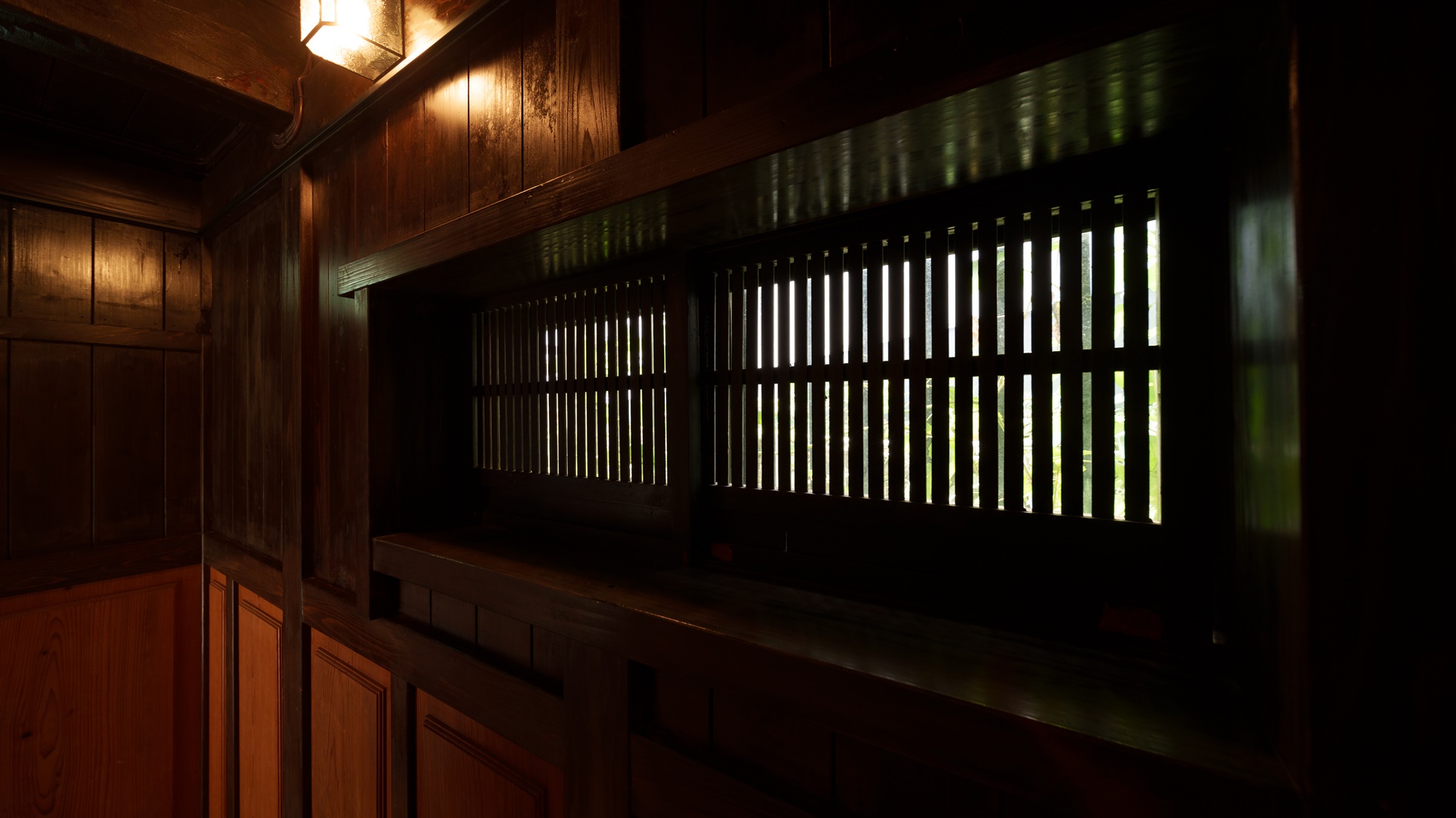 【室内　一例】