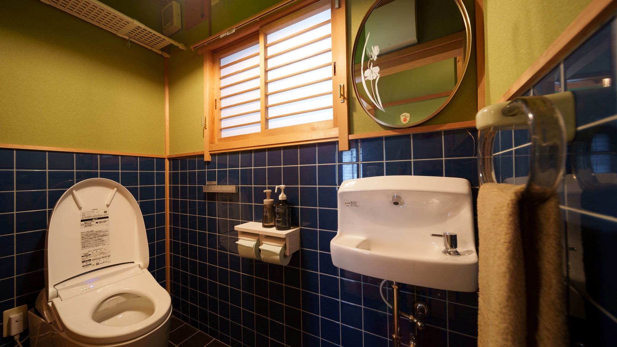 【室内　一例】