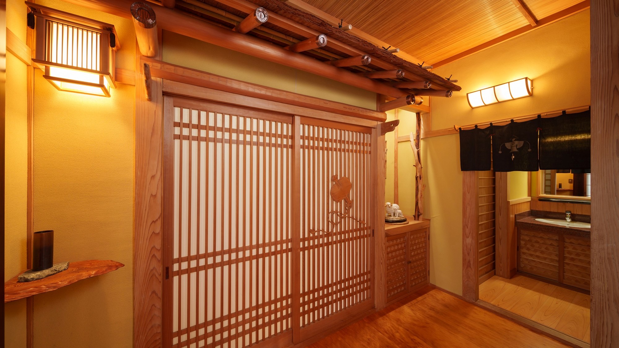 【室内　一例】