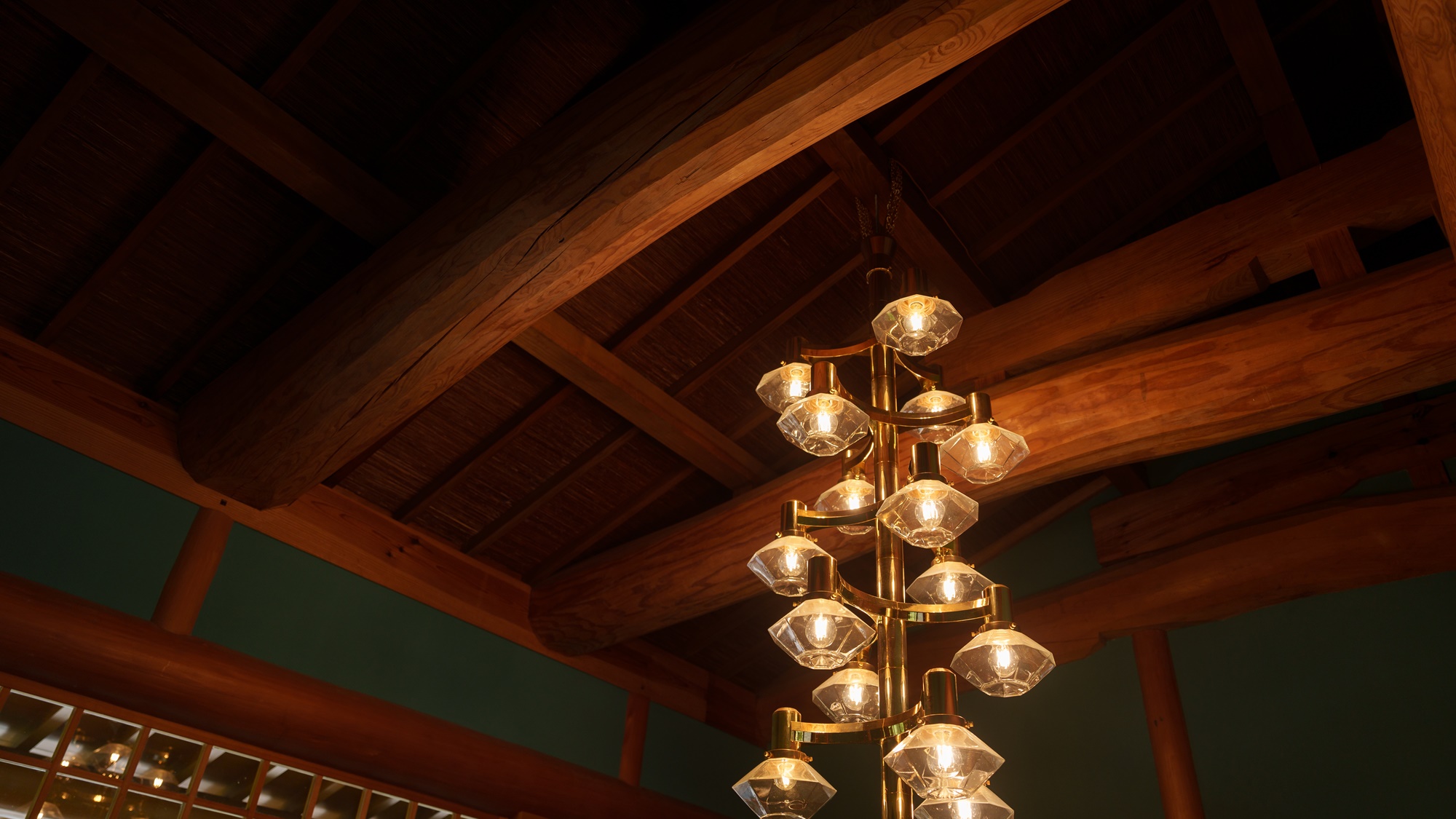 【室内　一例】