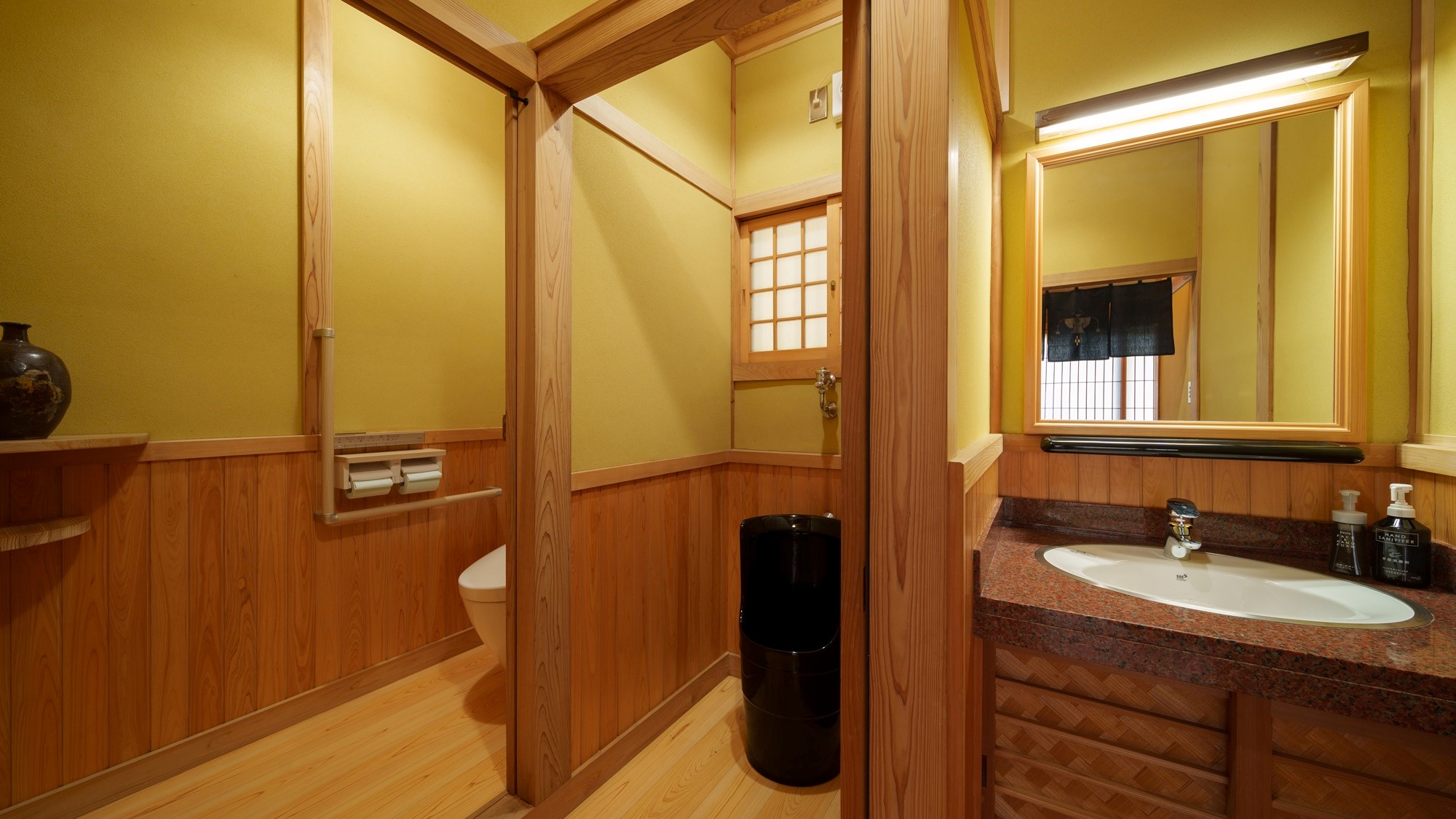 【室内　一例】