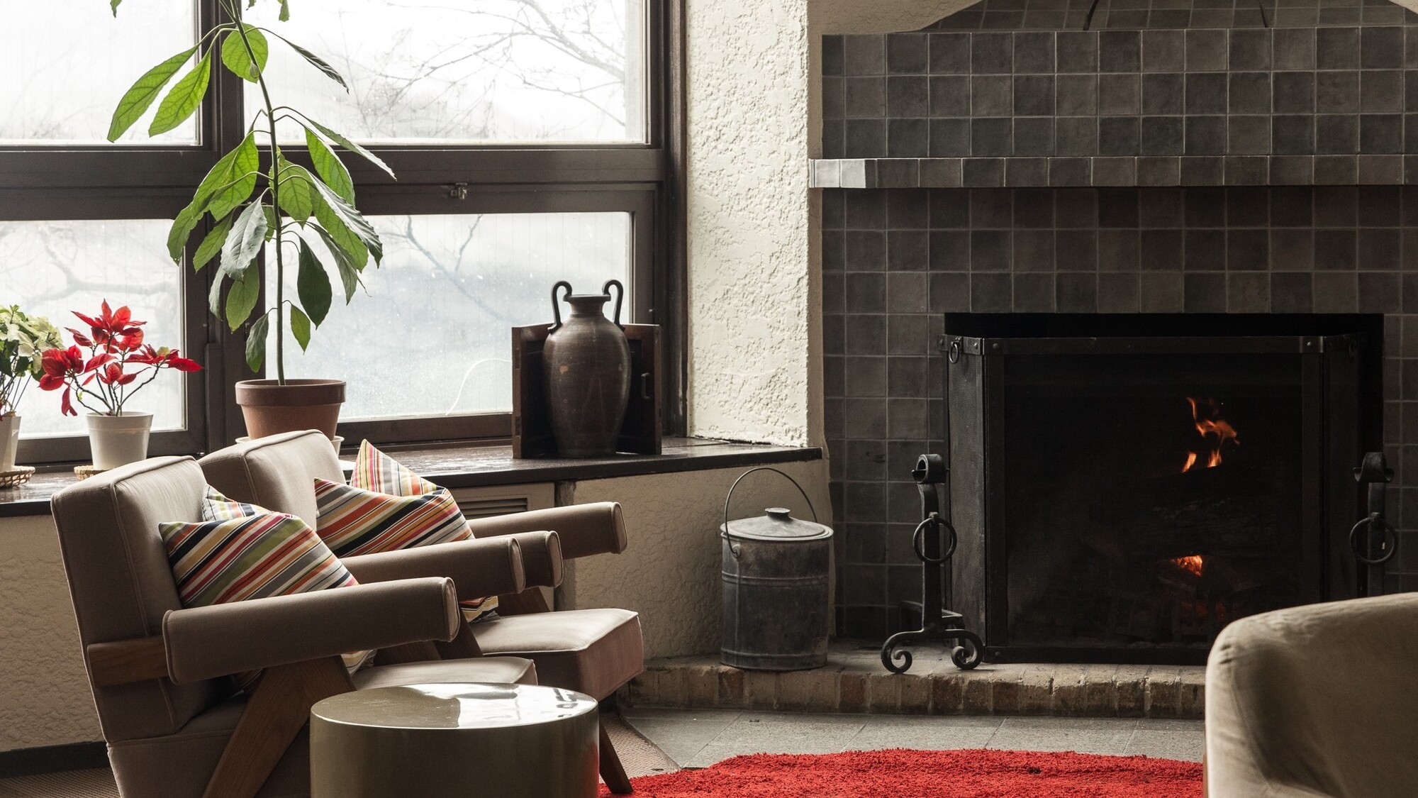 明治より続く老舗旅館の風格を感じるロビー