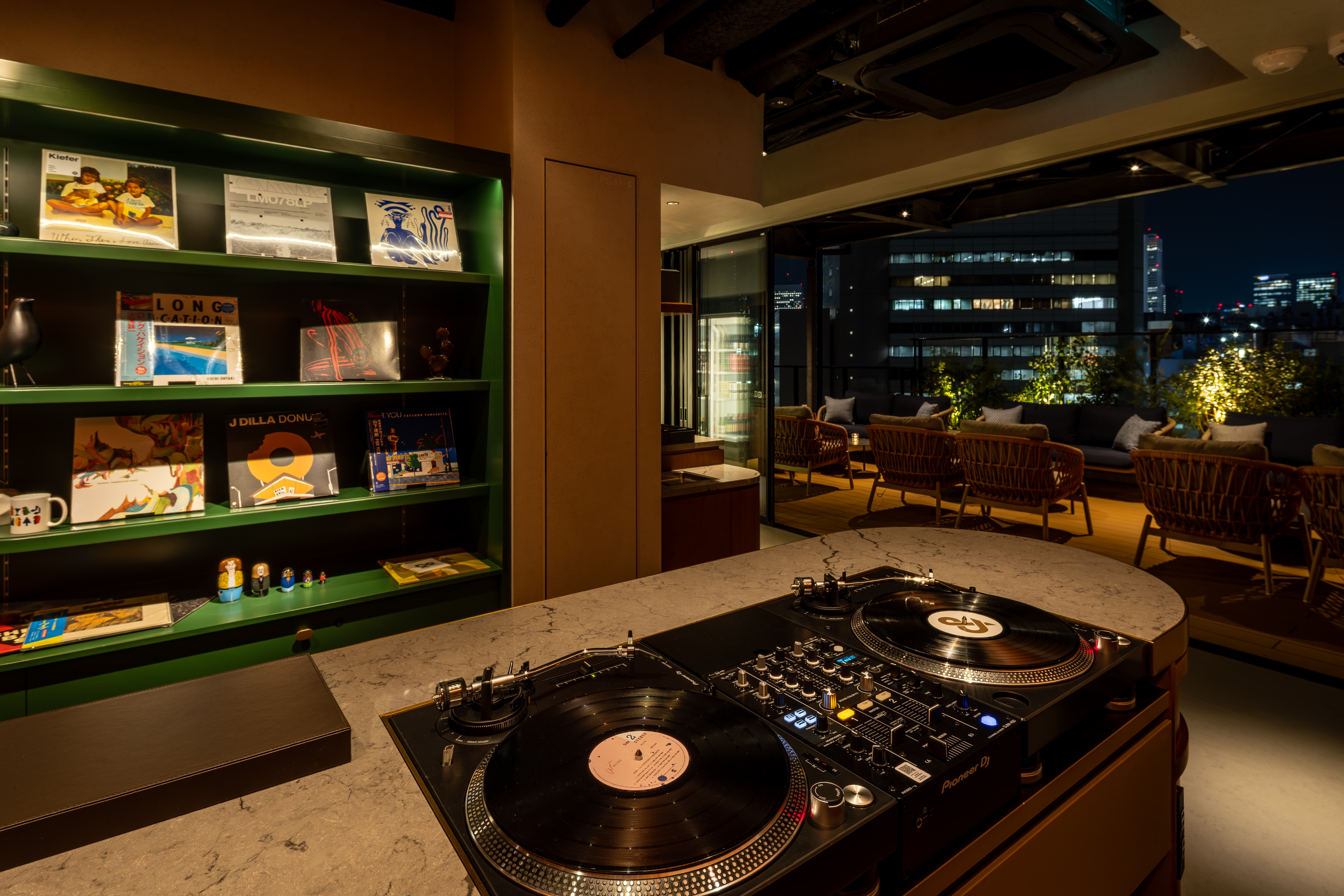 【11階ロビー】