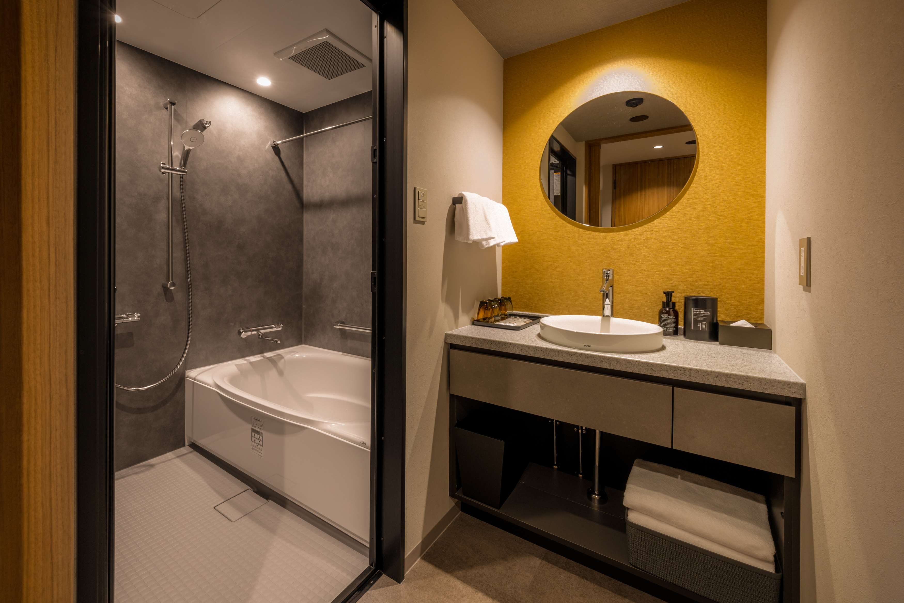 【デラックス ファミリー 2ベッド＆2バンク】