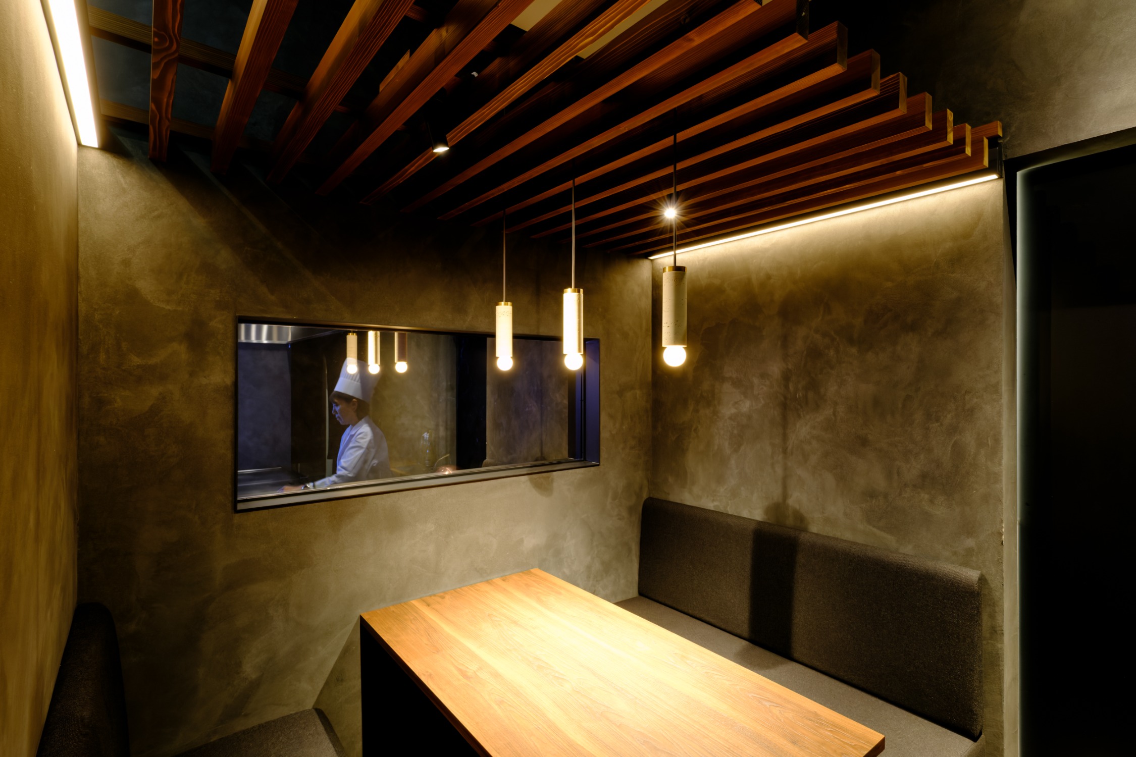 【Restaurant火撥】