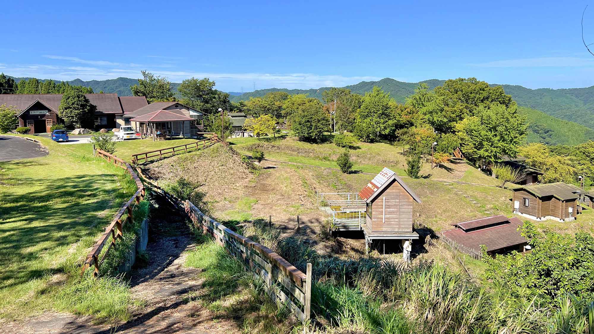 ・【外観】青い空と豊かな緑に囲まれながら、心も体もリフレッシュする素敵な休暇をお過ごしください