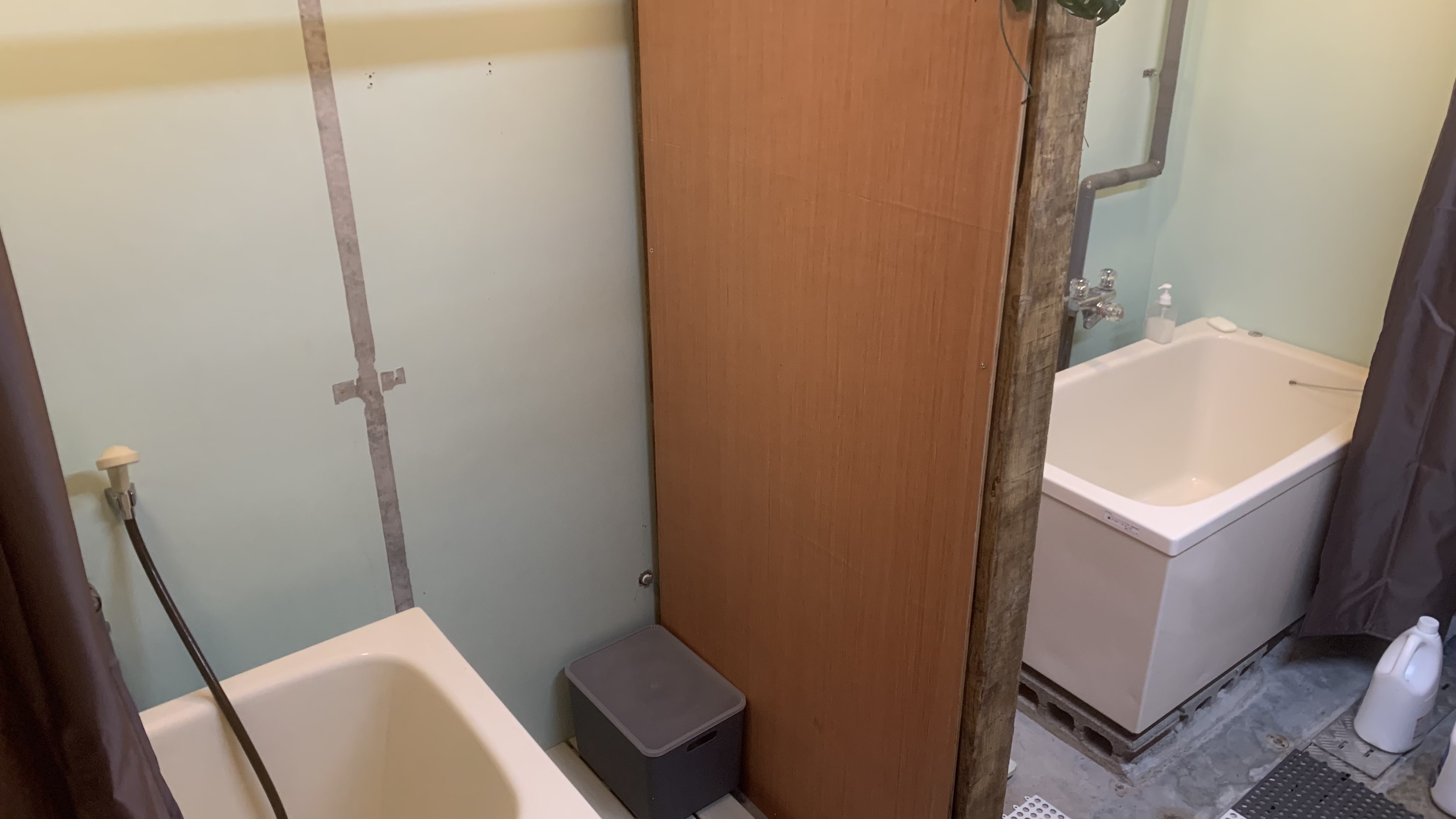 ・【管理棟/シャワールーム】