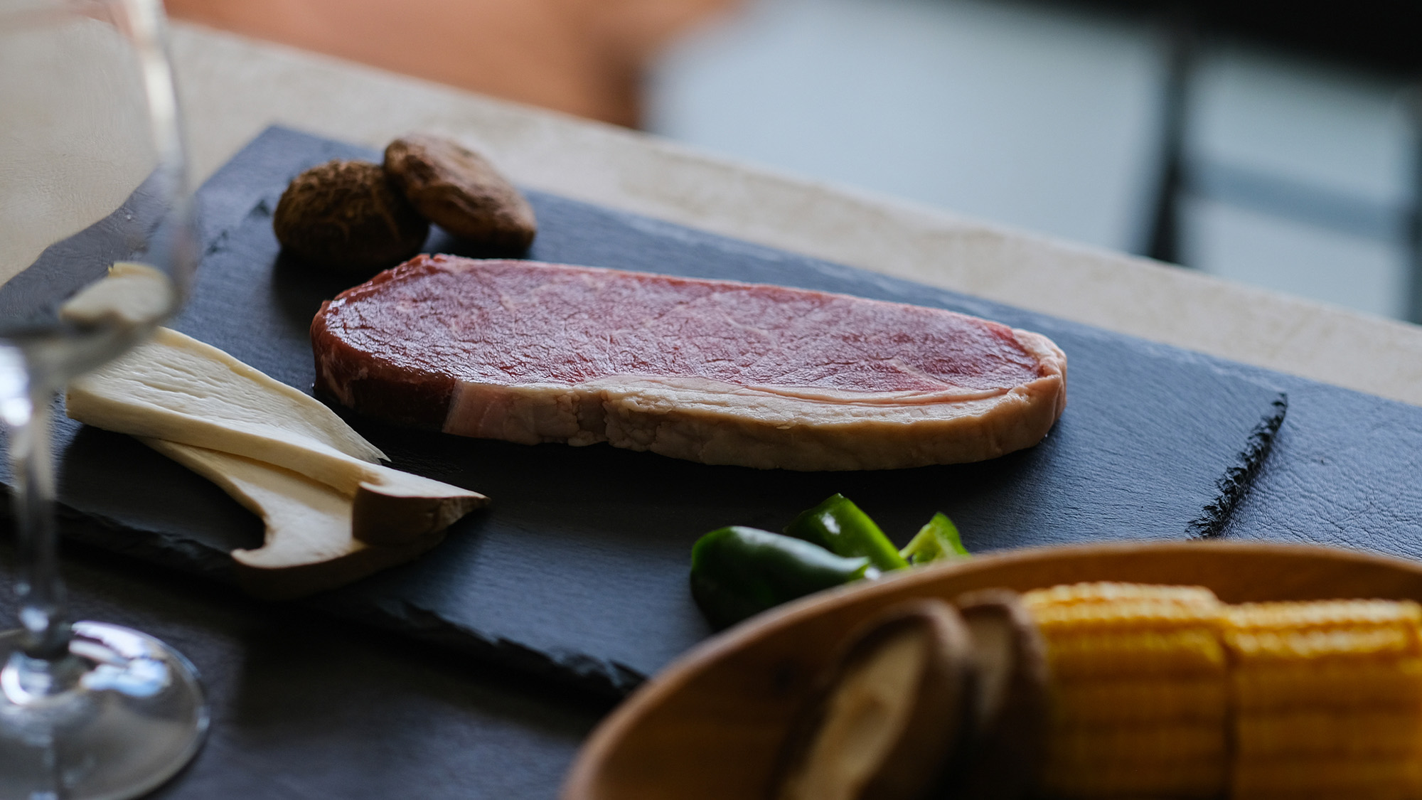 ・【夕食ステーキBBQイメージ】沖縄の恵みを味わう！A5ランク黒毛和牛と新鮮野菜