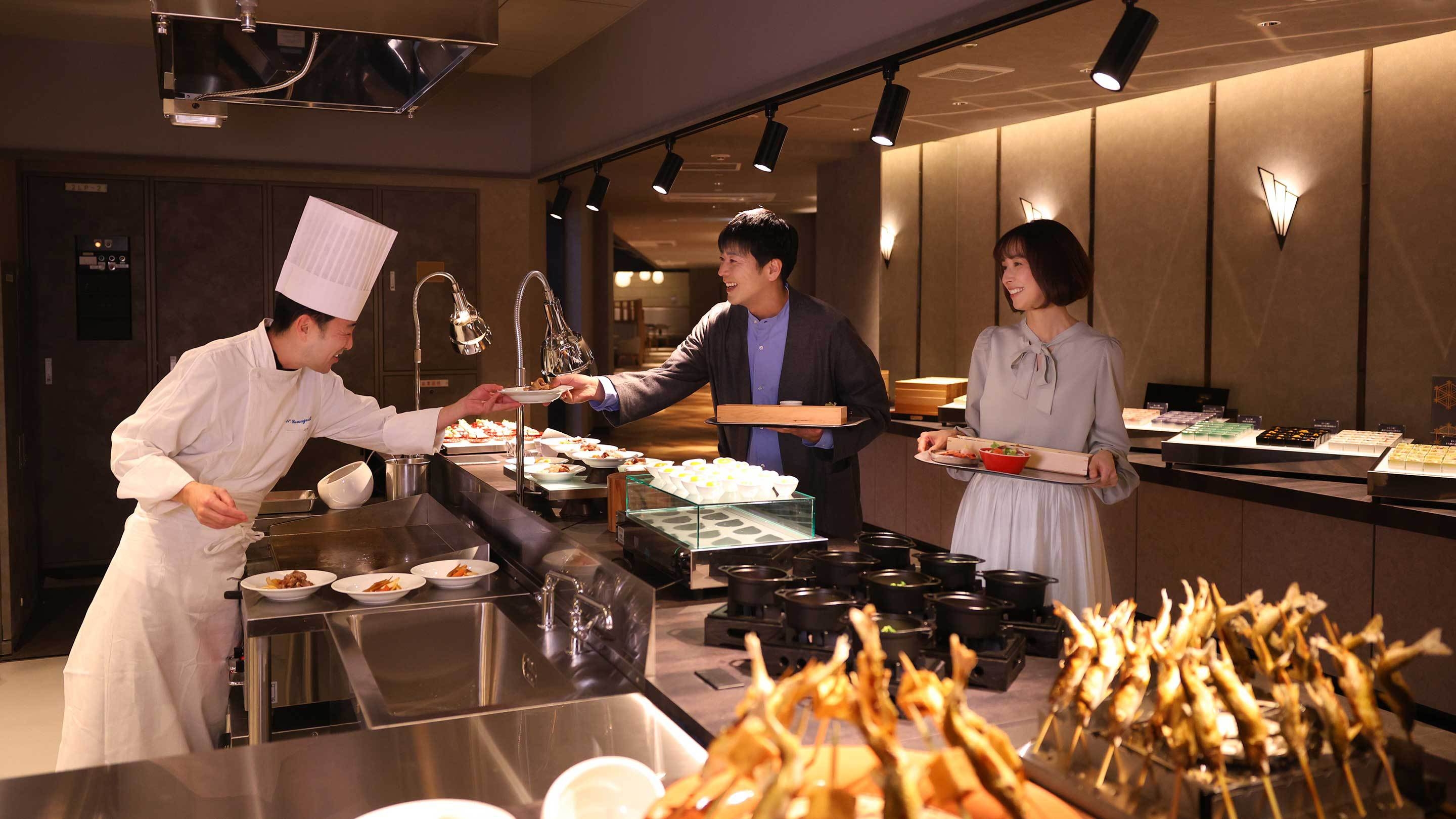 【楽天月末セール】豊かな自然を満喫する温泉リゾート 1泊2食付 基本バイキングプラン