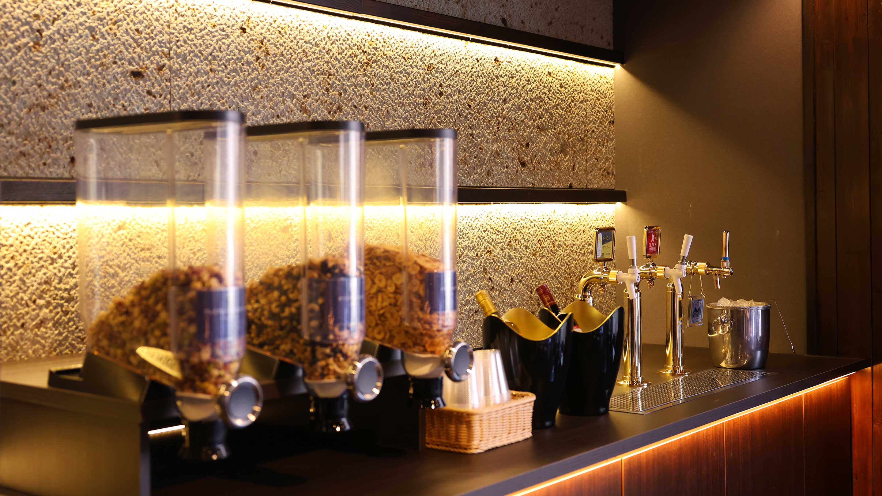 ロビーラウンジ