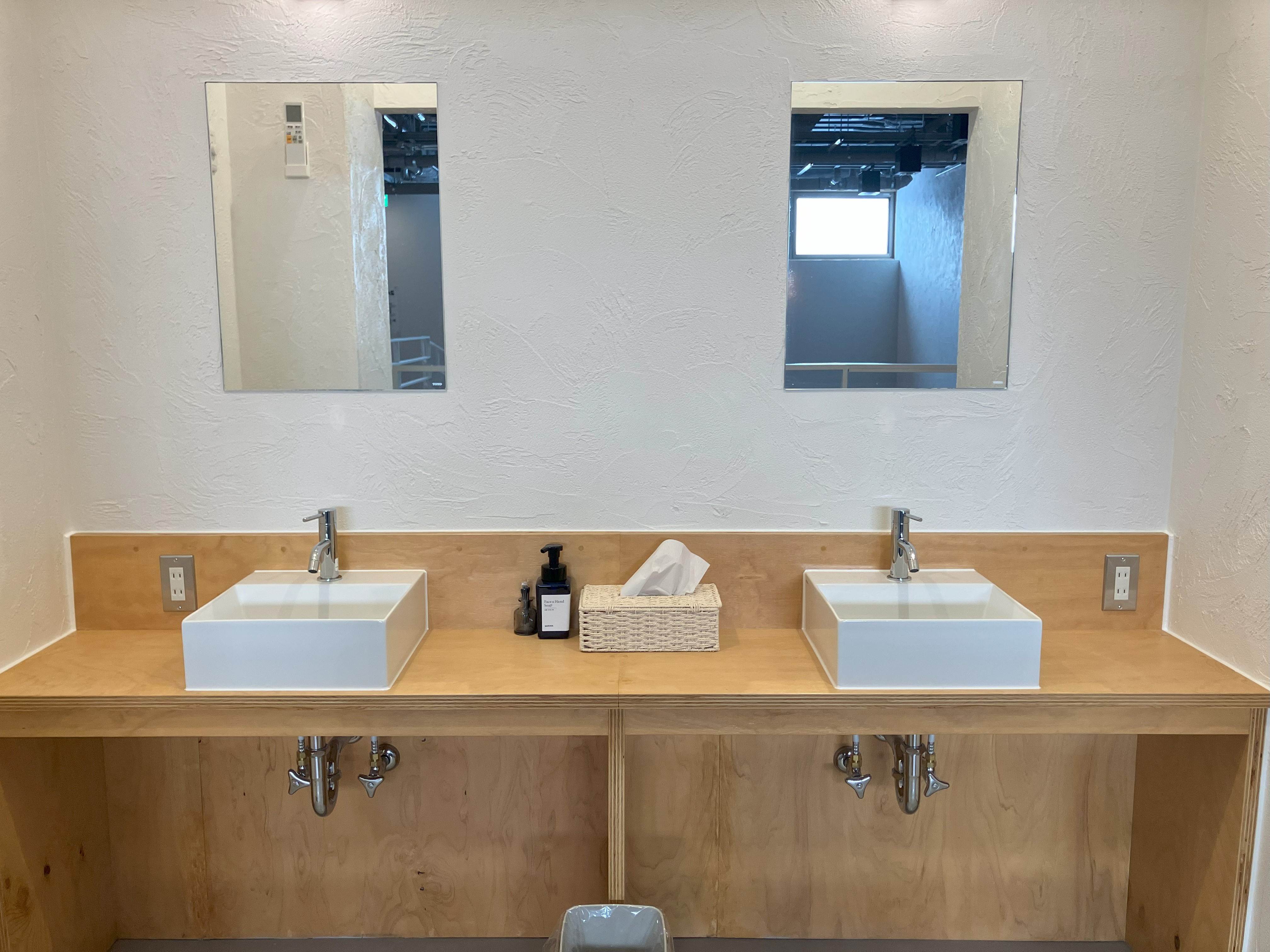 共用洗面所（２階フロア）