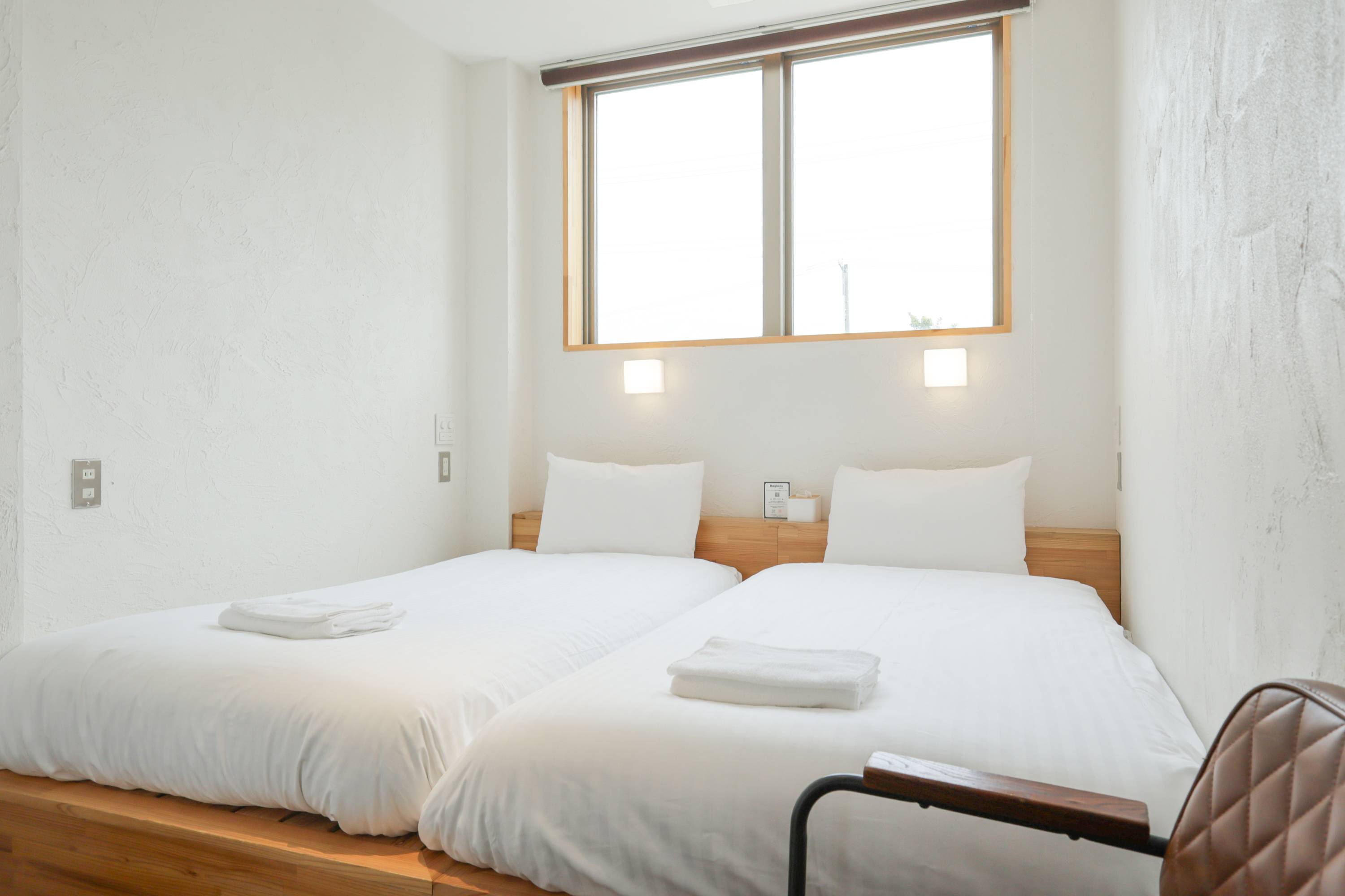 ツインルーム（シャワー・トイレ付）