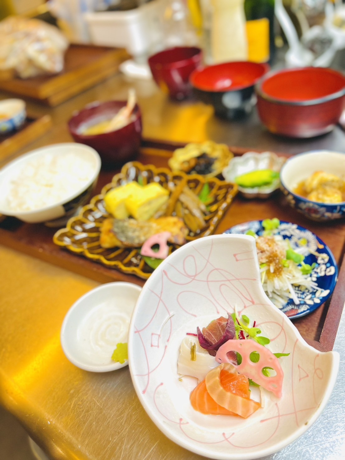 【朝食付】ビジネスホテルでこの贅沢 市場要らずの北海道海鮮定食