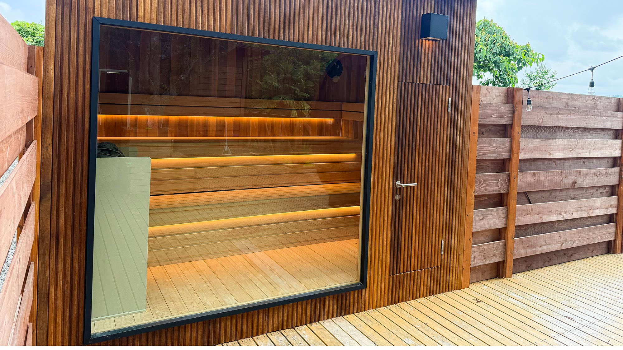・【サウナ】自然に囲まれたプライベートサウナで日常から離れて心身ともにリフレッシュ