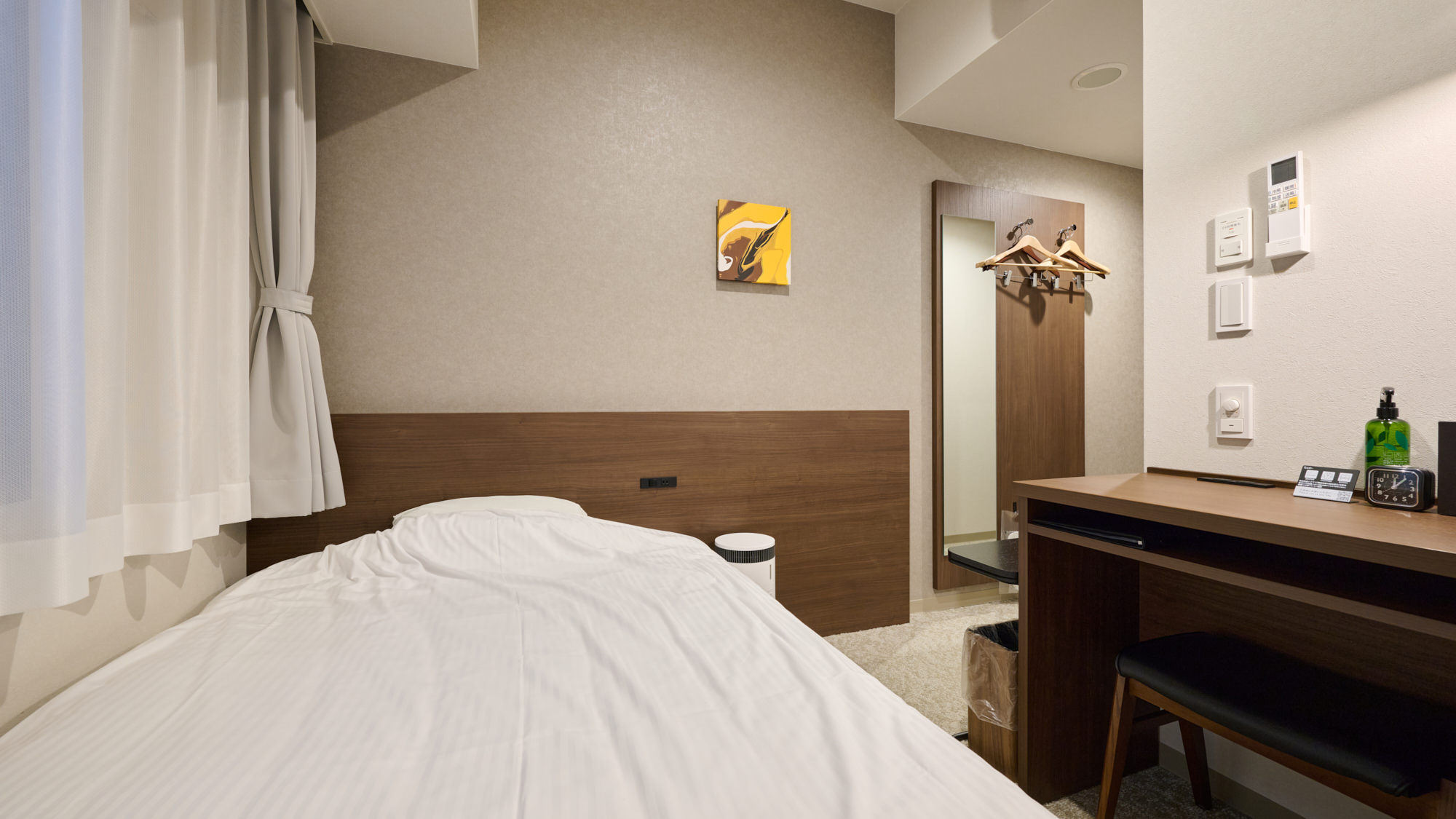 シングル＜セミダブルベッド＞