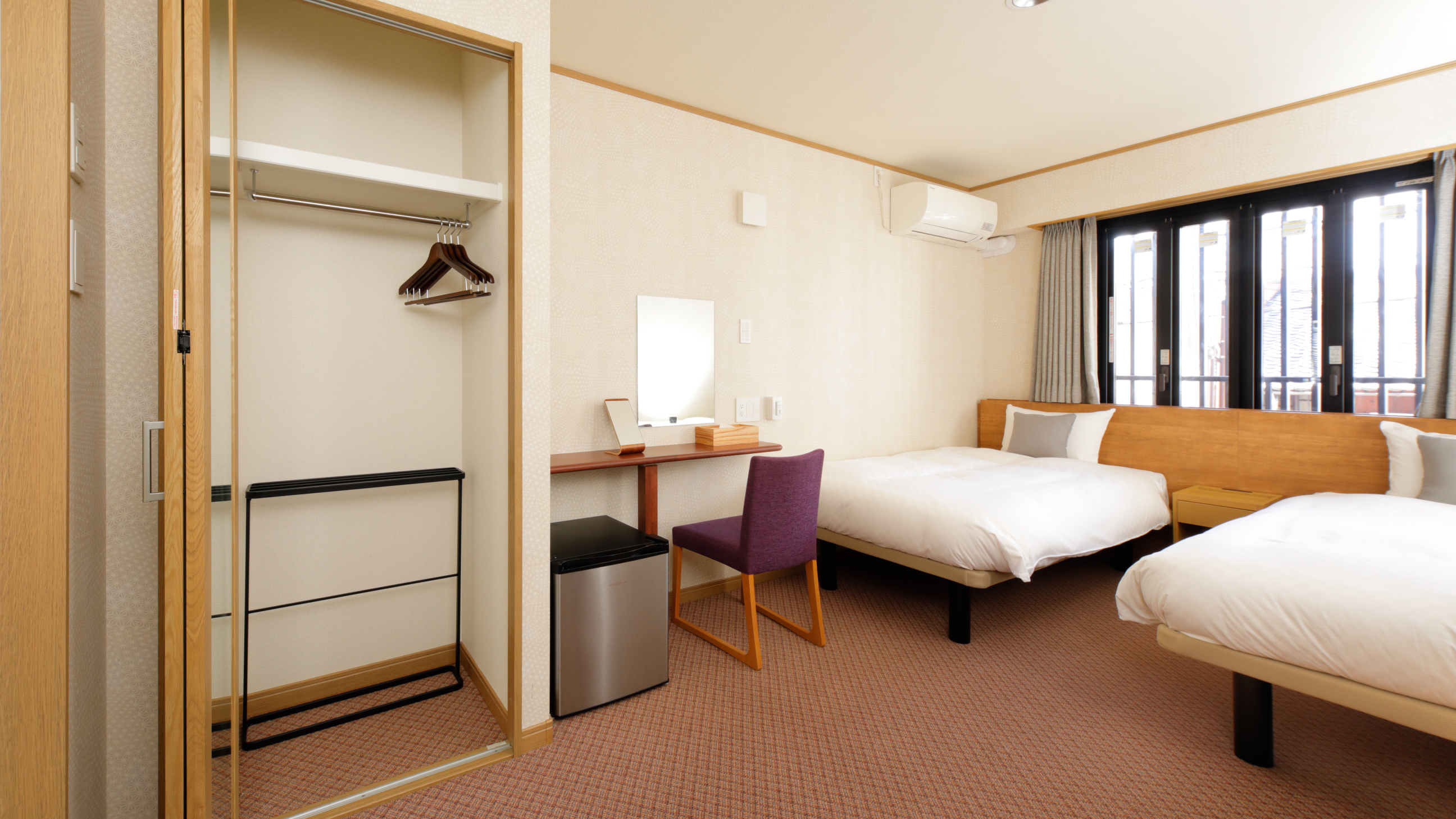 客室/収納