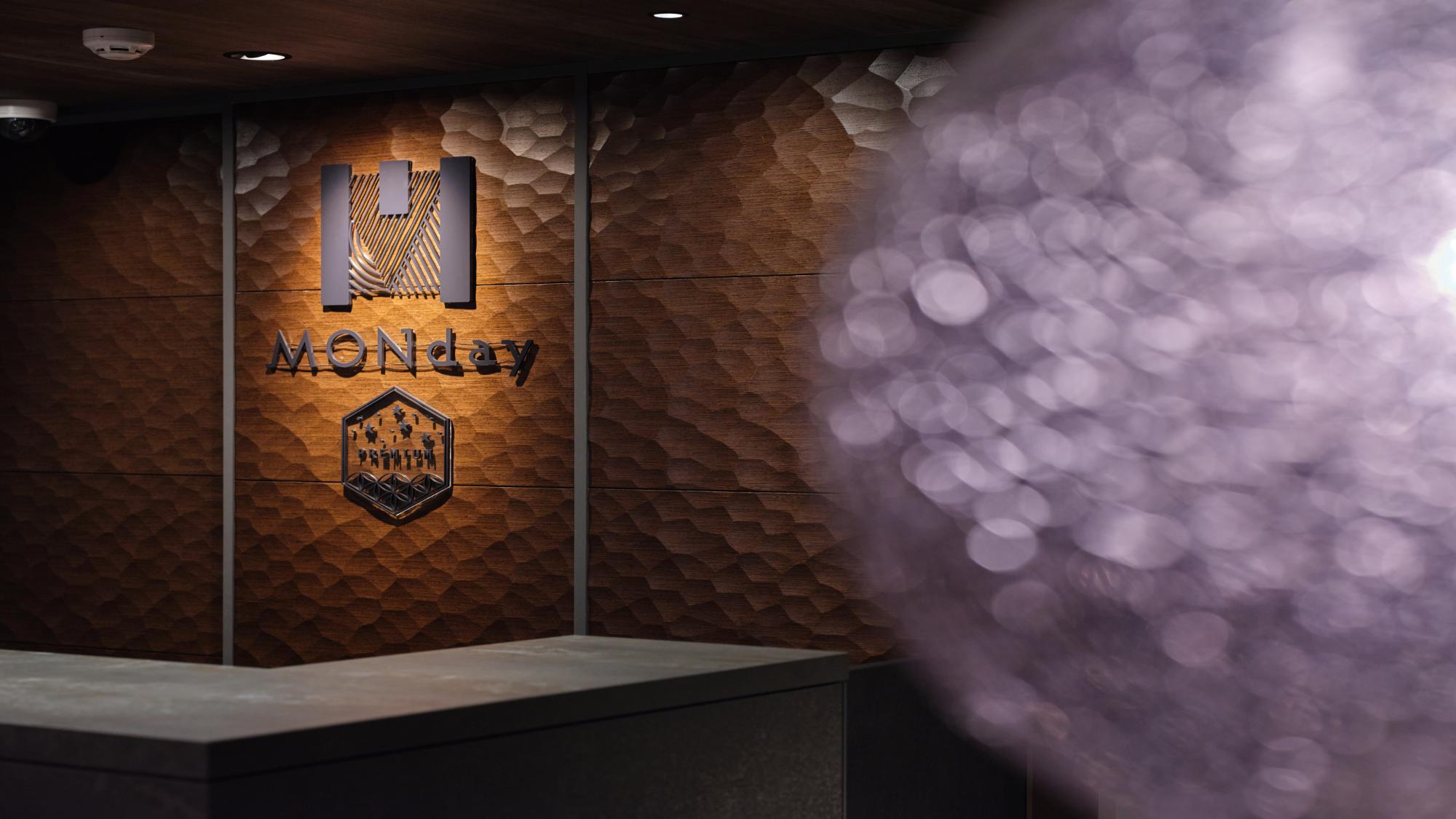 フロント・ロビー