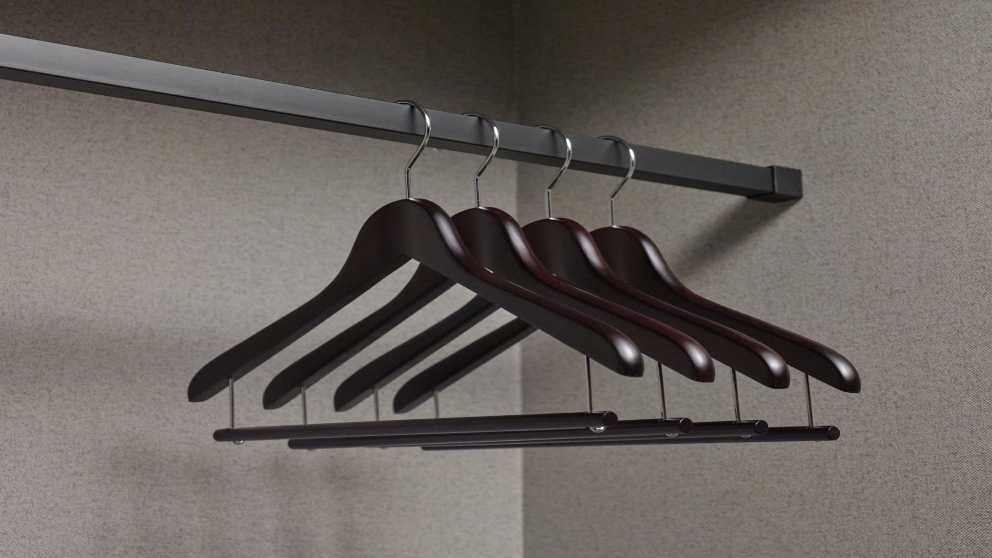 客室設備：ハンガー
