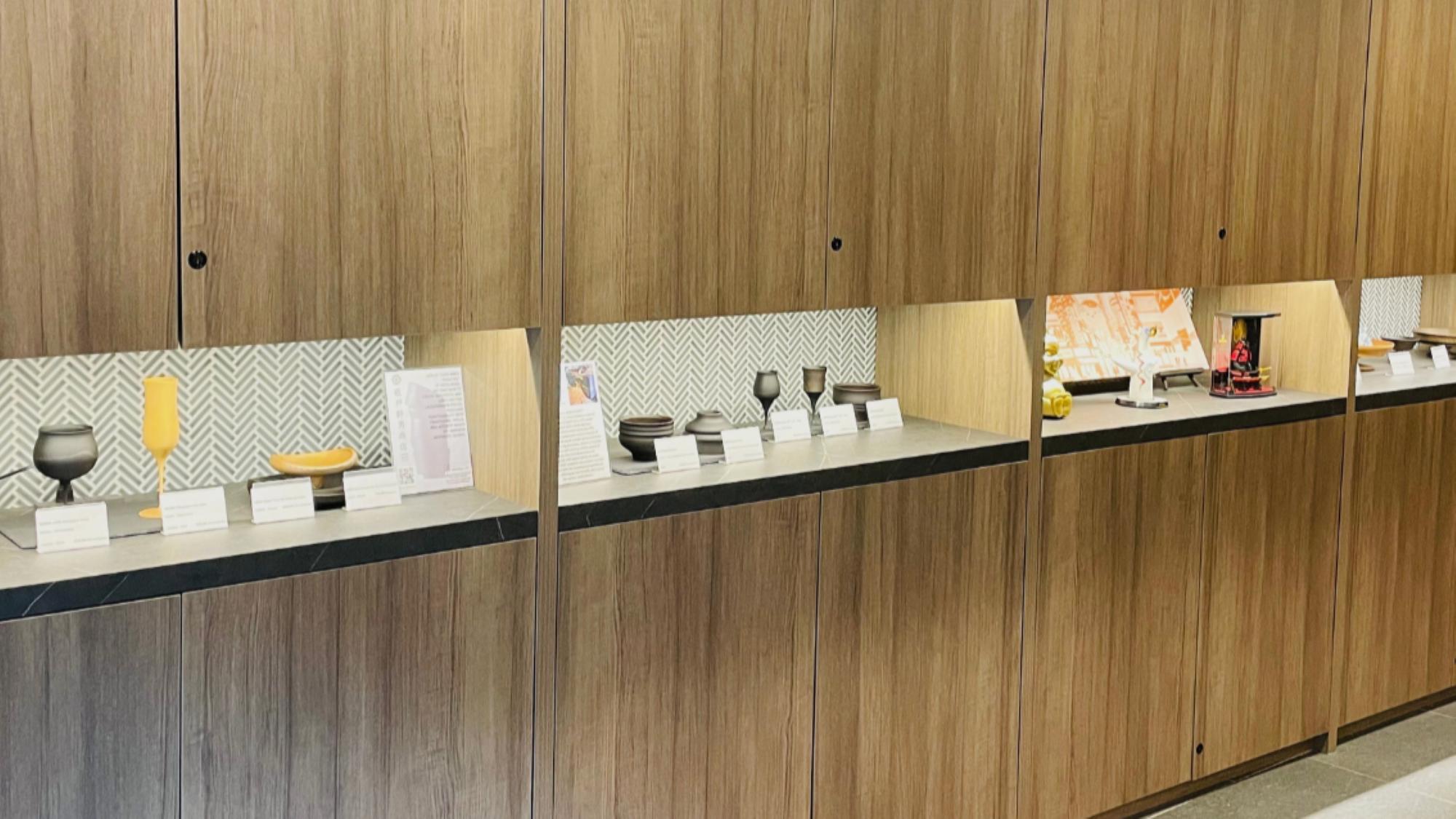 フロント・ロビー