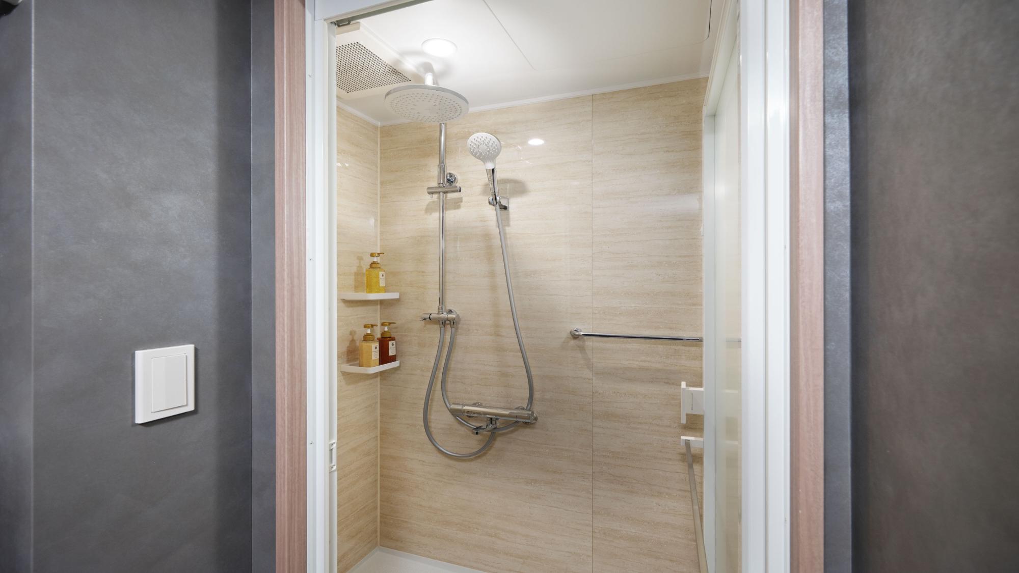 デラックスファミリールーム